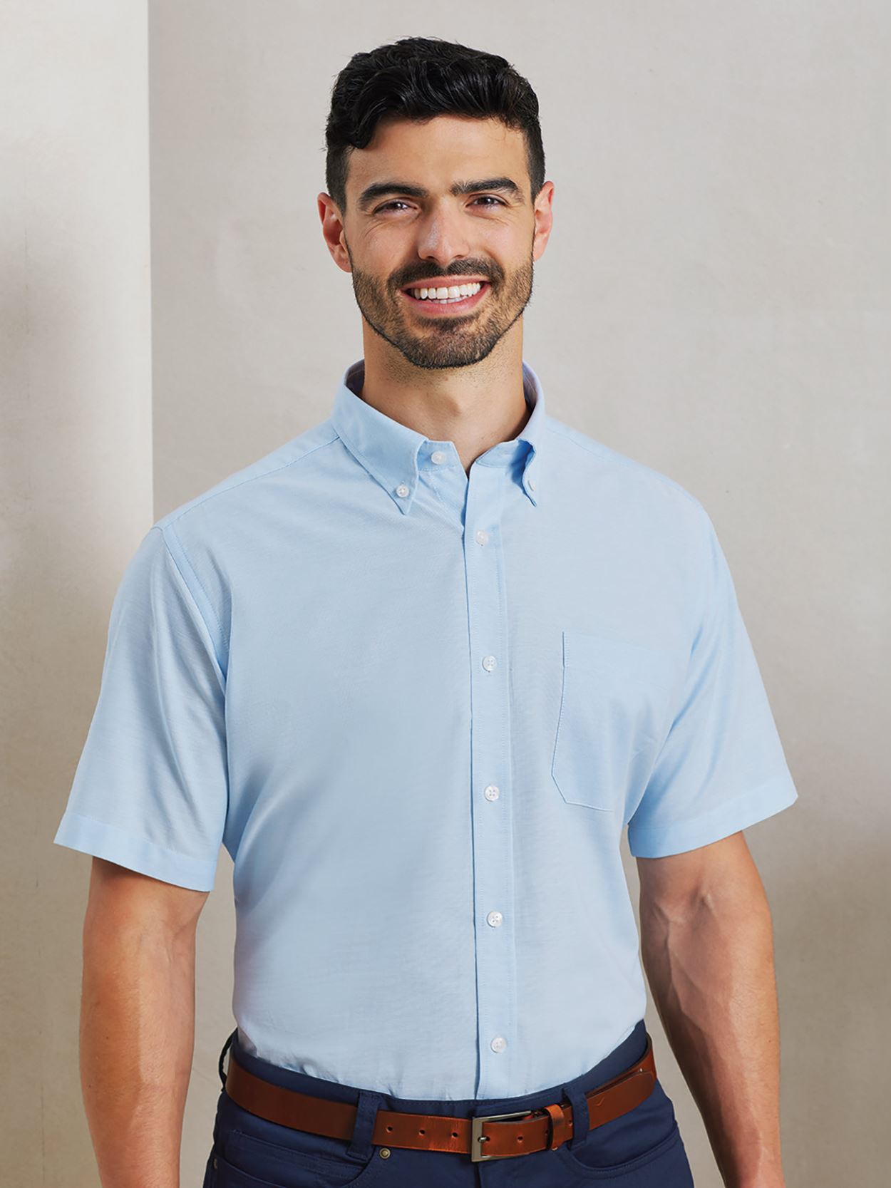 PR236 Signature Oxford Short Sleeve Shirt Image 1