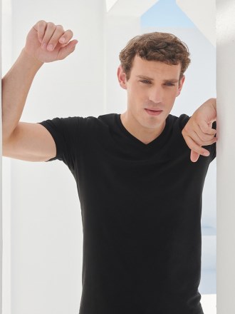 SF122 Men's Feel Good Stretch V Neck T-Shirt