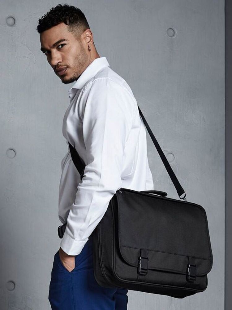 QD65 Portfolio Briefcase Image 1