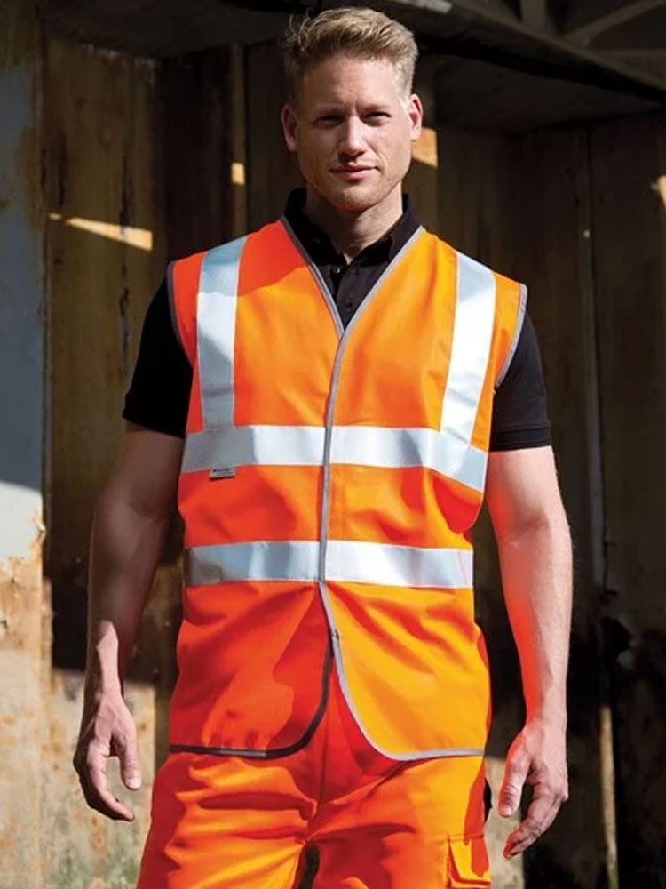 R21X Hi Vis Vest Image 1