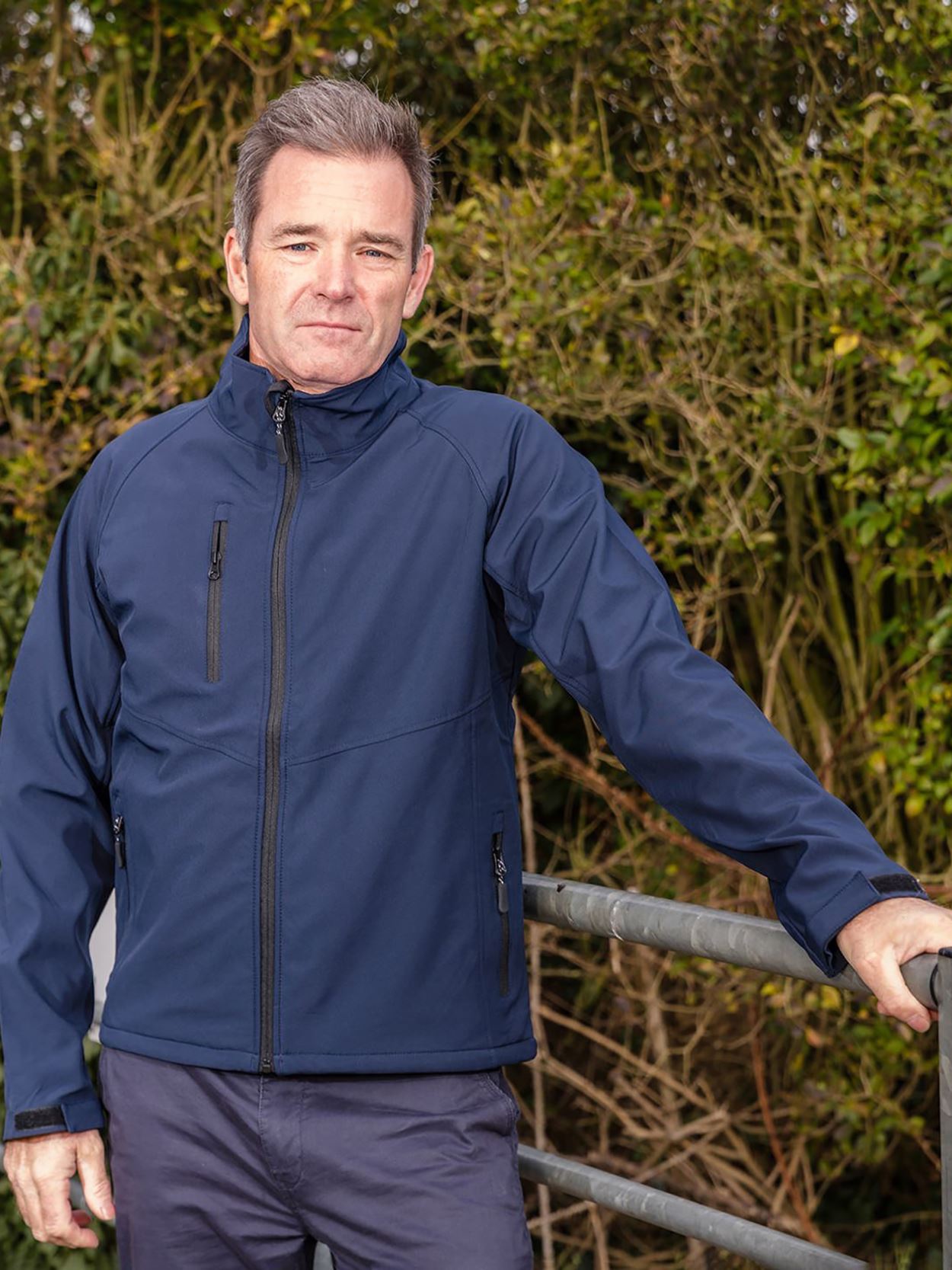 R128M 2 Layer Base Softshell Jacket Image 3