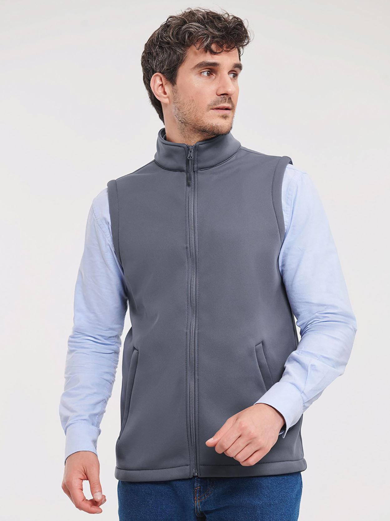 R041M Men's Smart Softshell Gilet Image 2