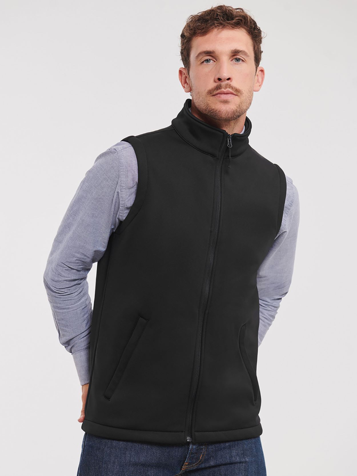 R041M Men's Smart Softshell Gilet Image 1