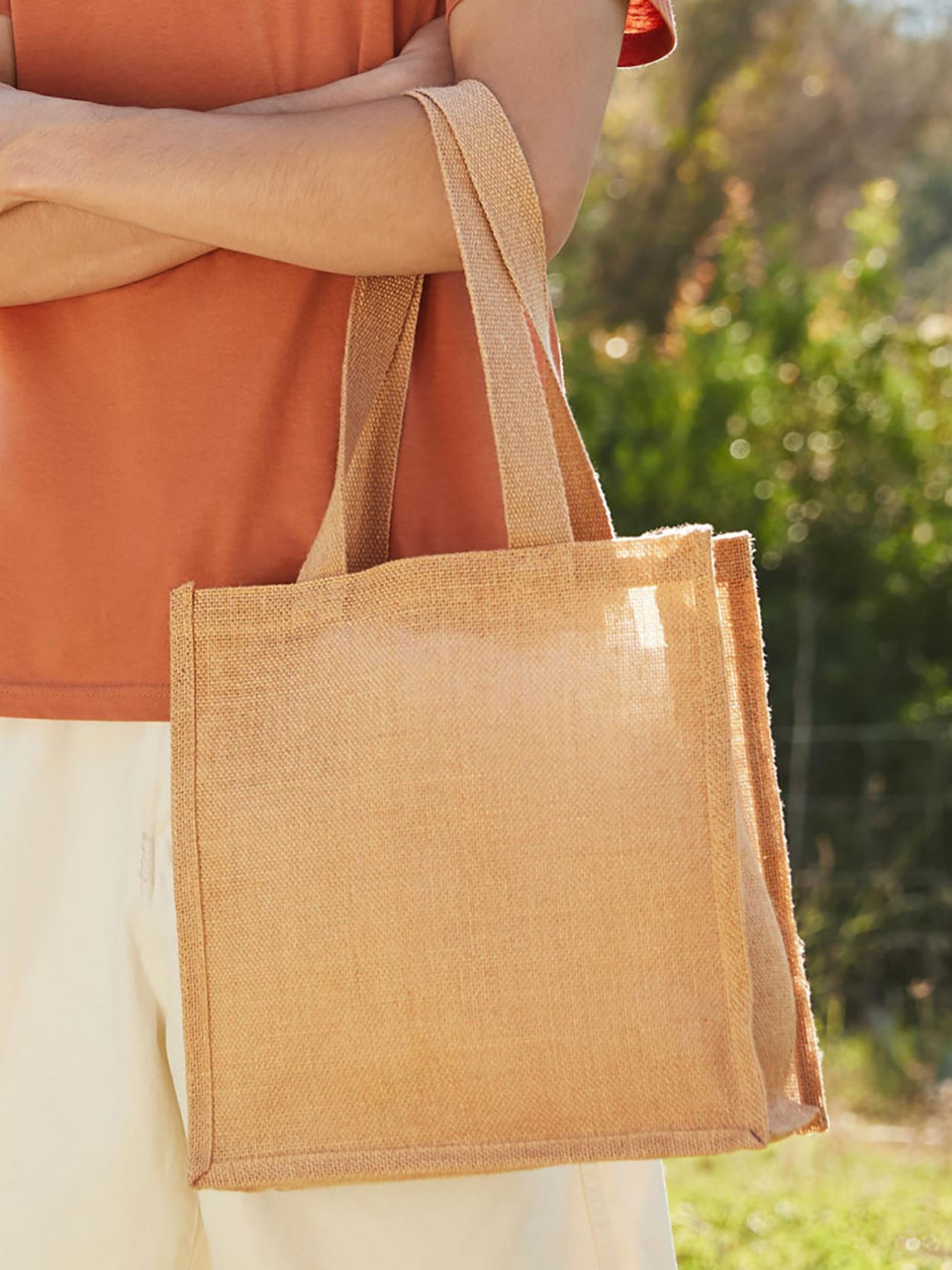 W406DONOTUSE Jute Compact Tote Image 4