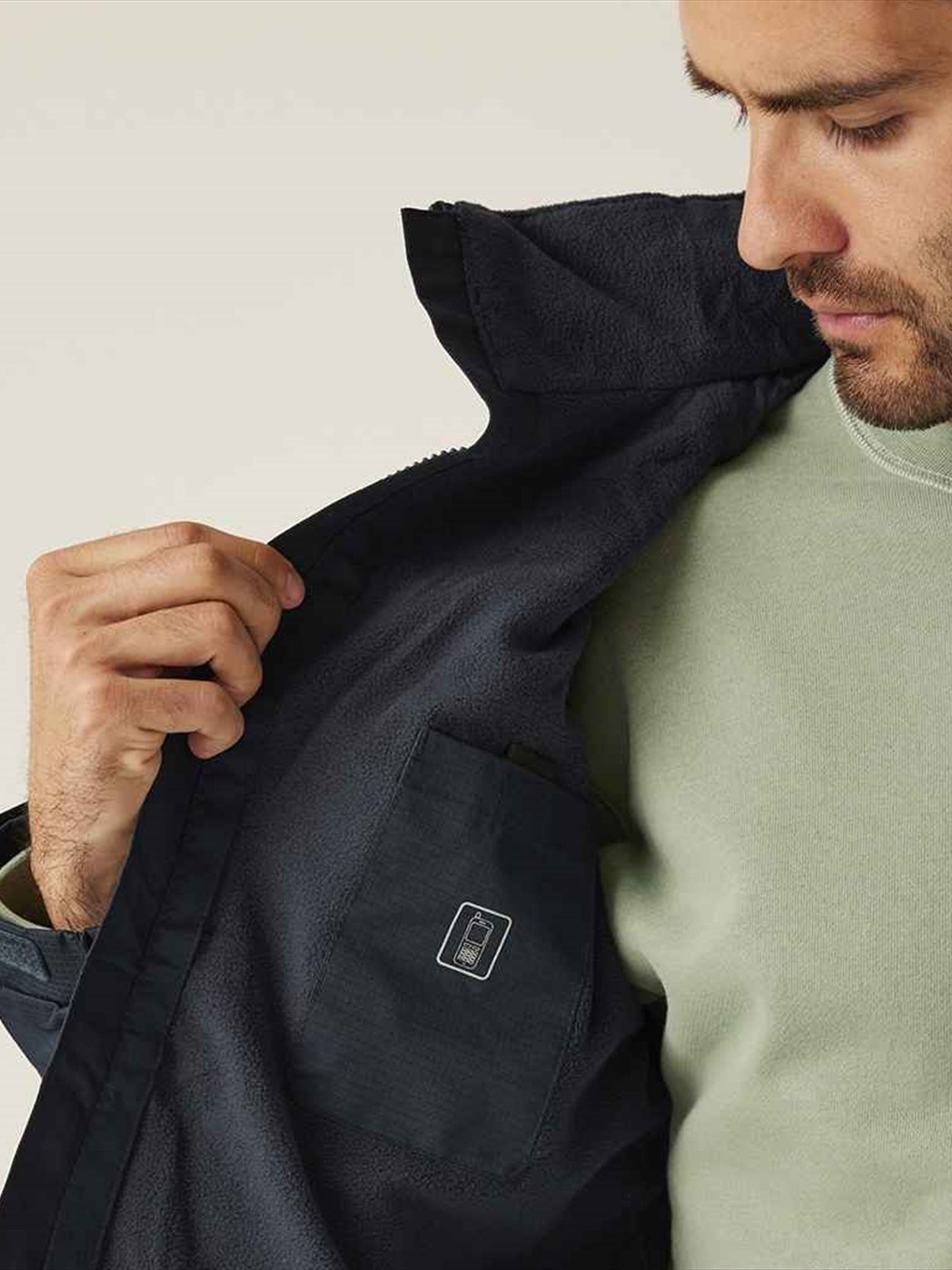 RG042 TRA301 Hudson Jacket Image 3
