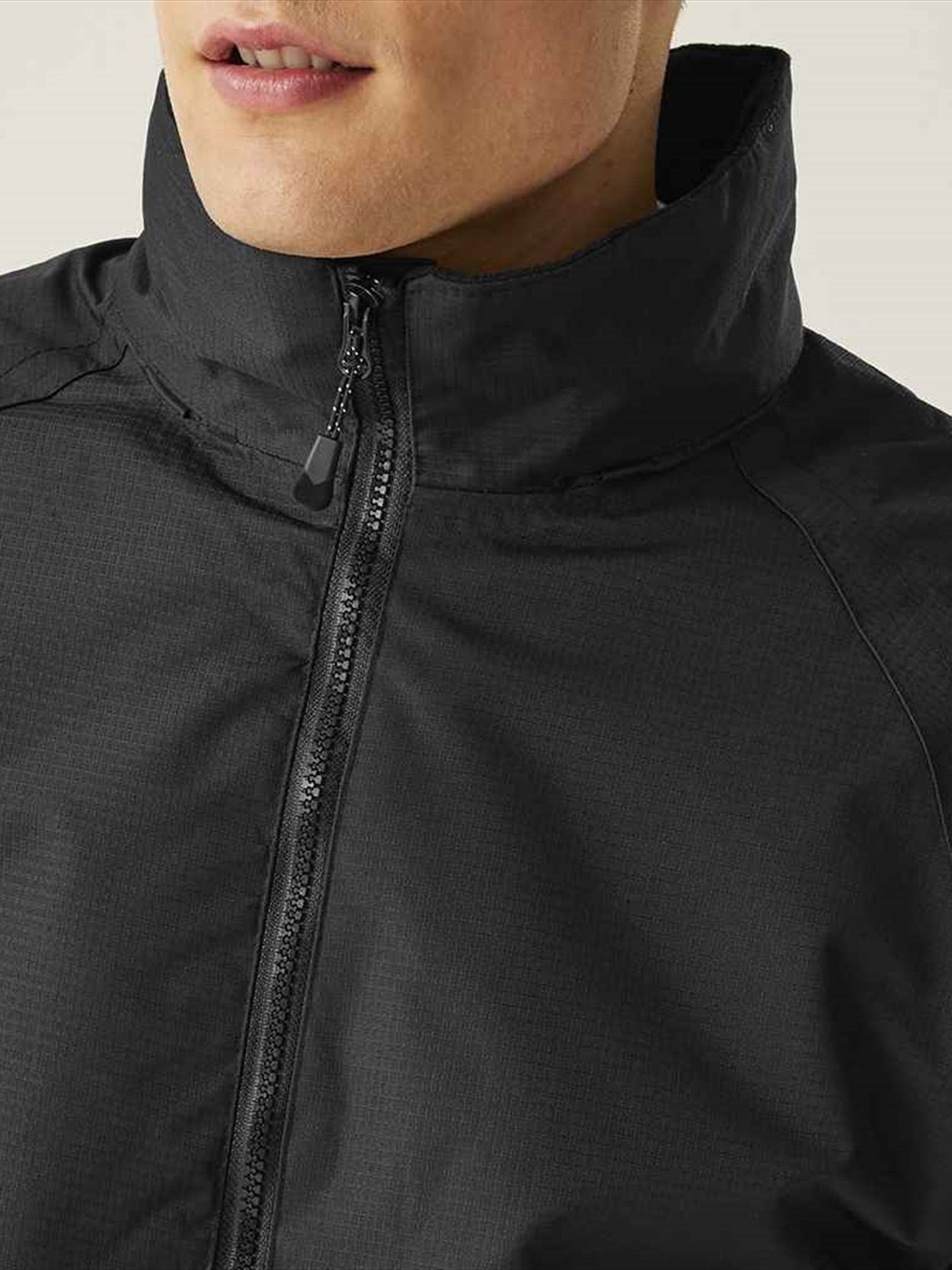 RG042 TRA301 Hudson Jacket Image 2