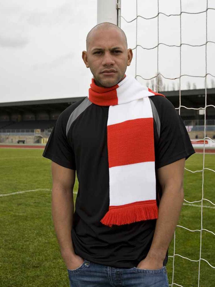 R146 Team Scarf Image 1