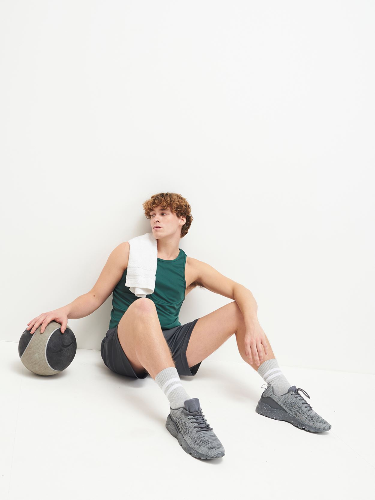 JC007 Sports Vest Image 6