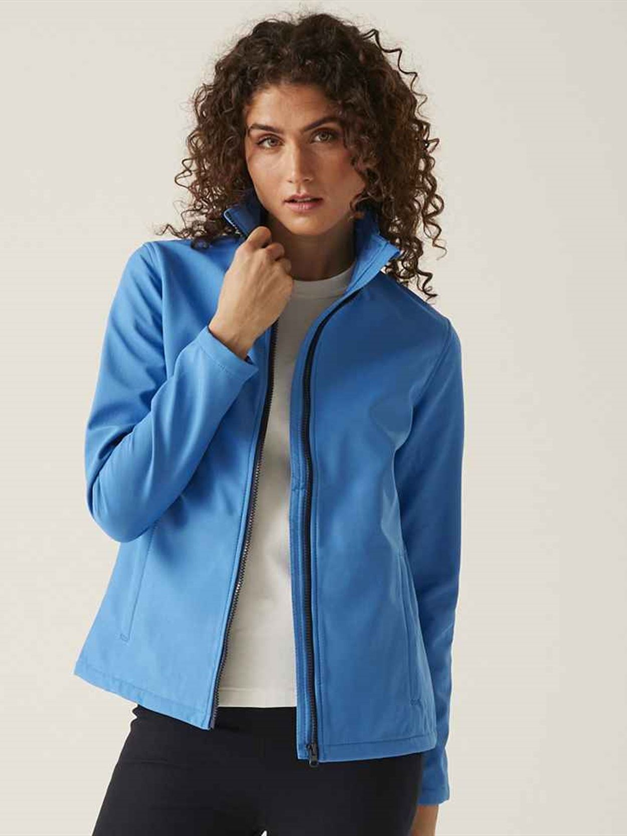TRA629/RG628 Women's Ablaze Printable Softshell Image 2