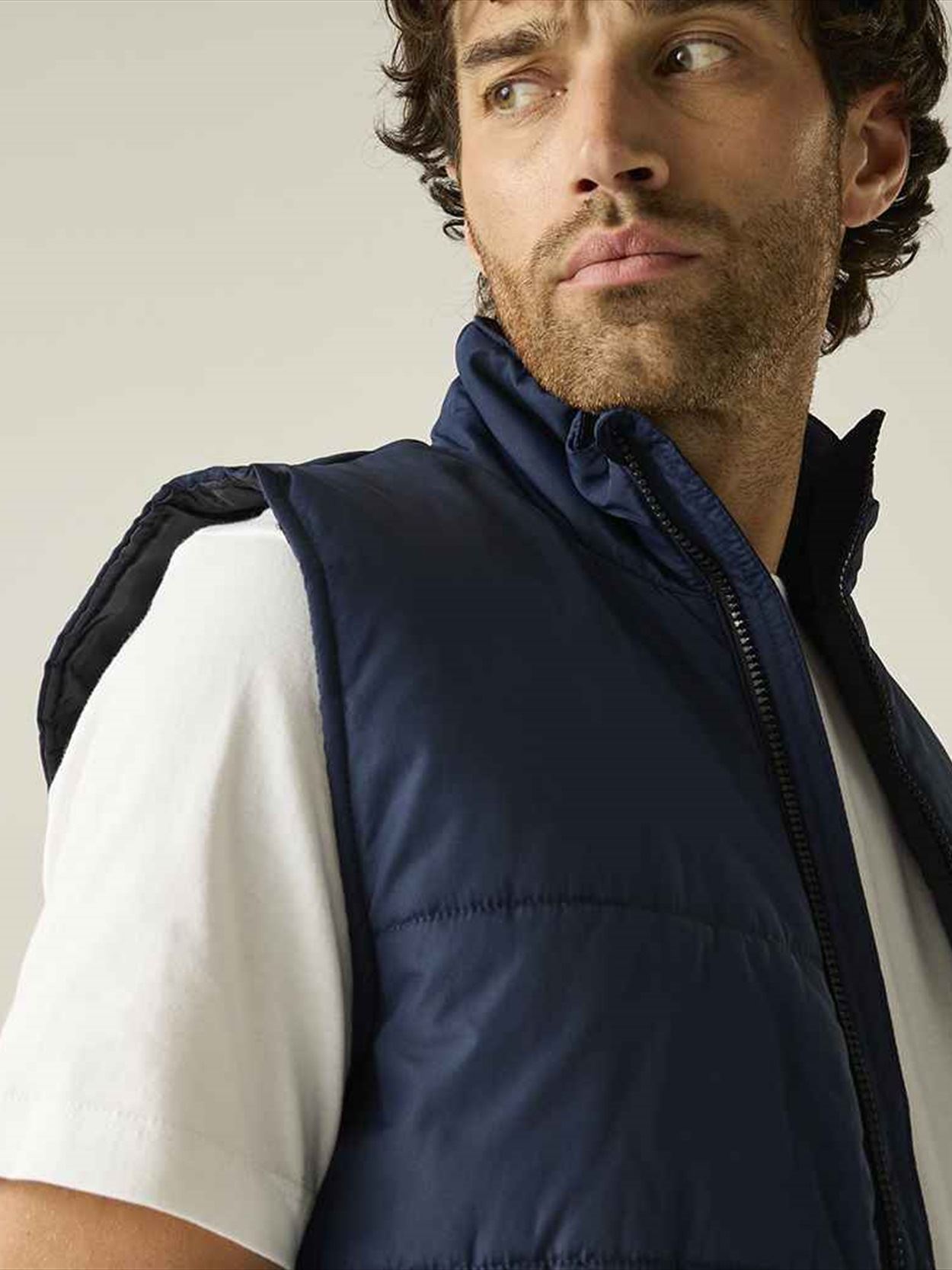 TRA842/RG629/SN133 Access Insulated Bodywarmer Image 1