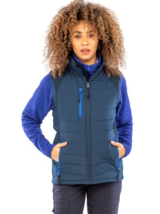 R238 Result Black Compass Softshell Gilet