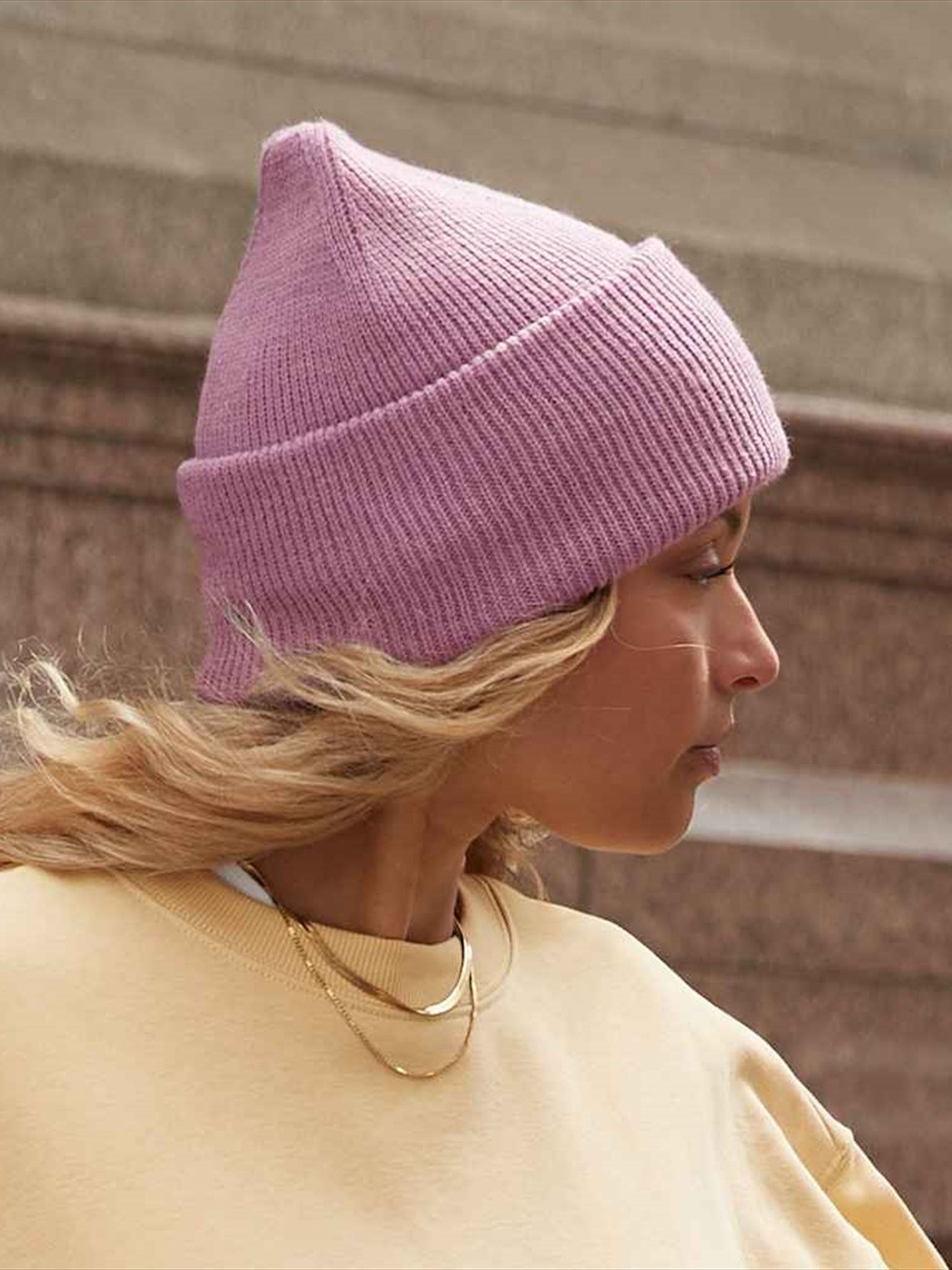 BB385R B385R Classic engineered deep-cuffed beanie Image 5
