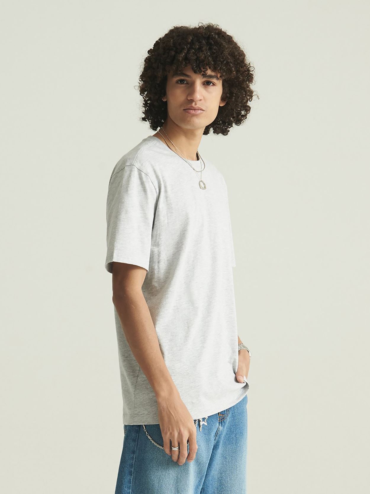 AT002 UNISEX 180 T Image 3