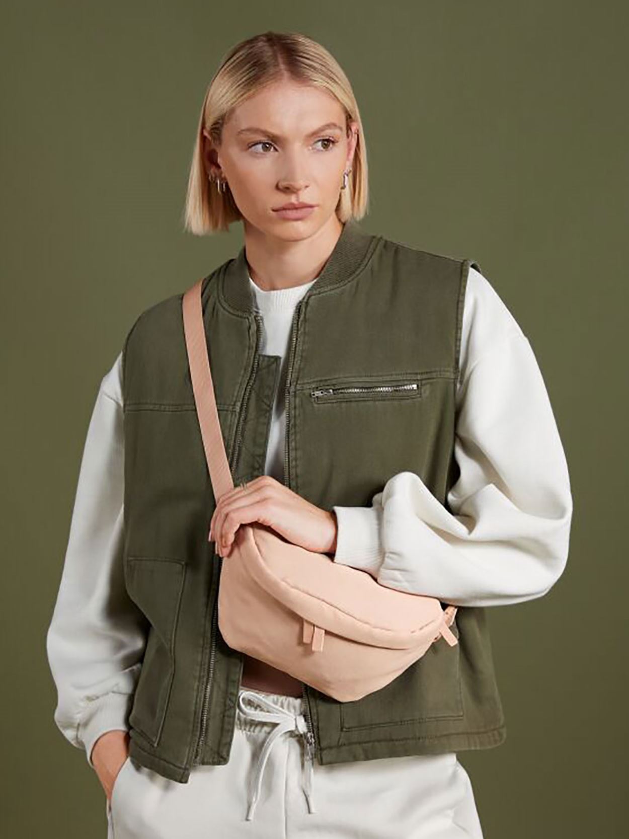 BG875 Simplicity Waistpack Image 2
