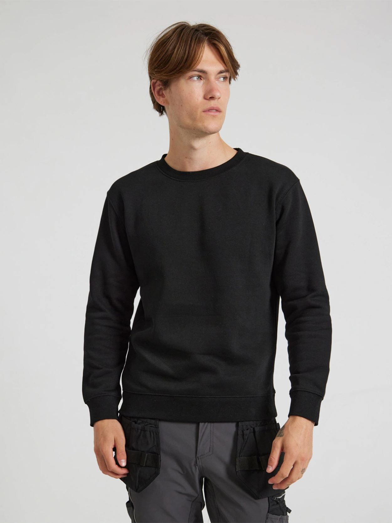 CR03_v2.0 Comfort Cut Sweatshirt Image 4
