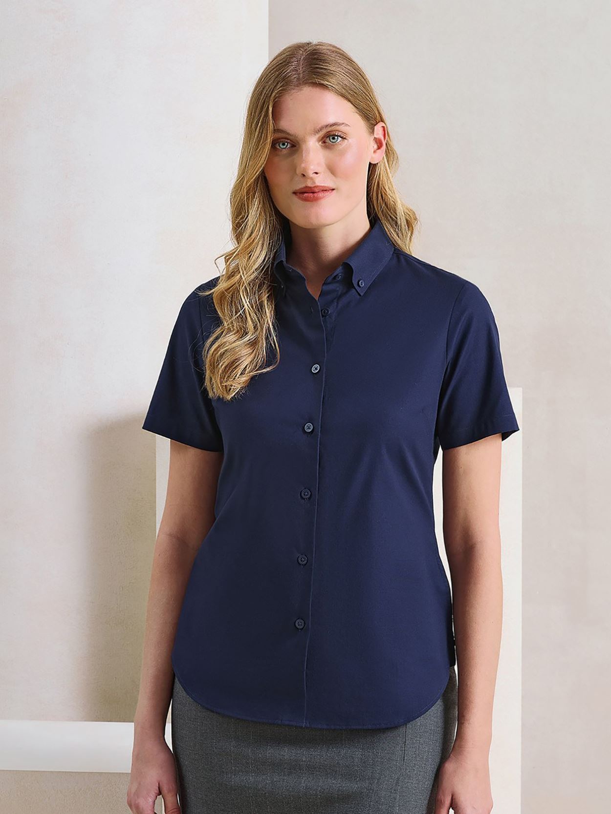 PR386 Ladies Supreme Short Sleeve Oxford Shirt Image 3