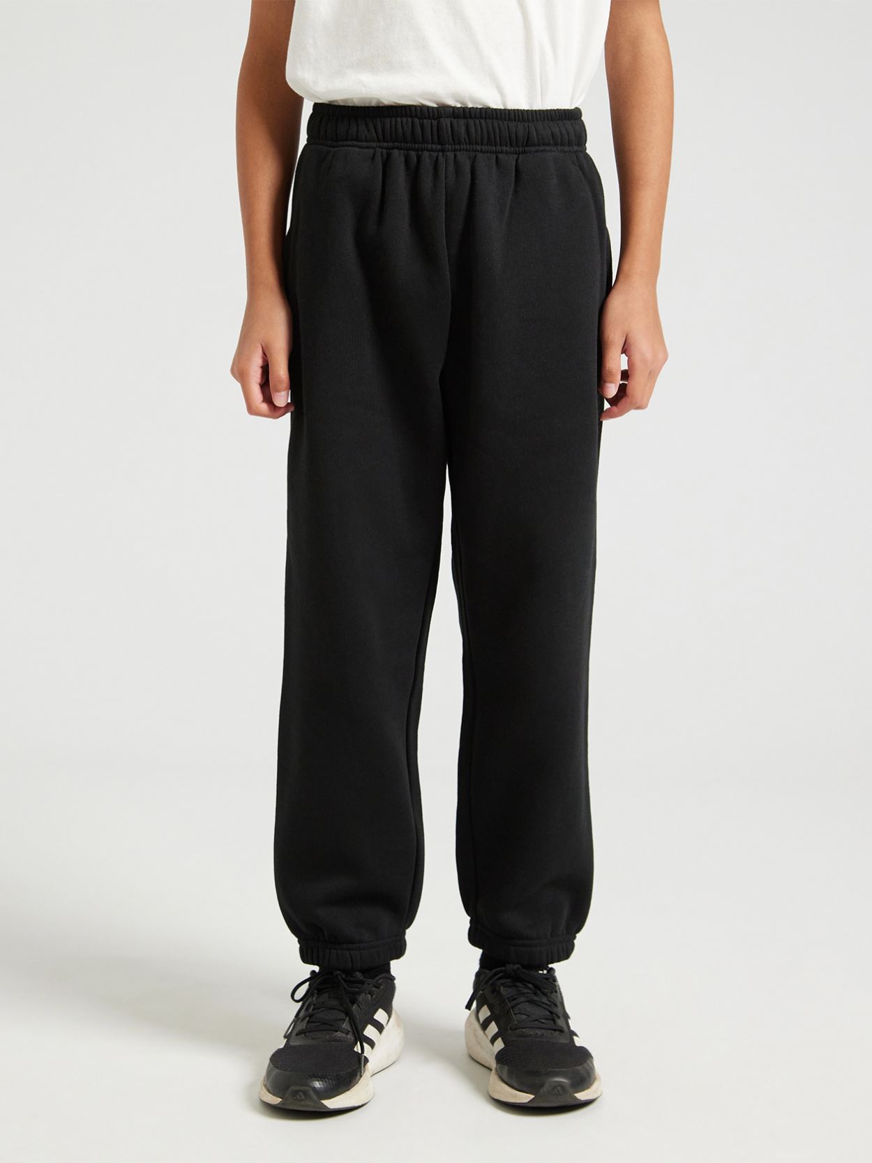 CR05K Astra Childrens Joggers Image 1