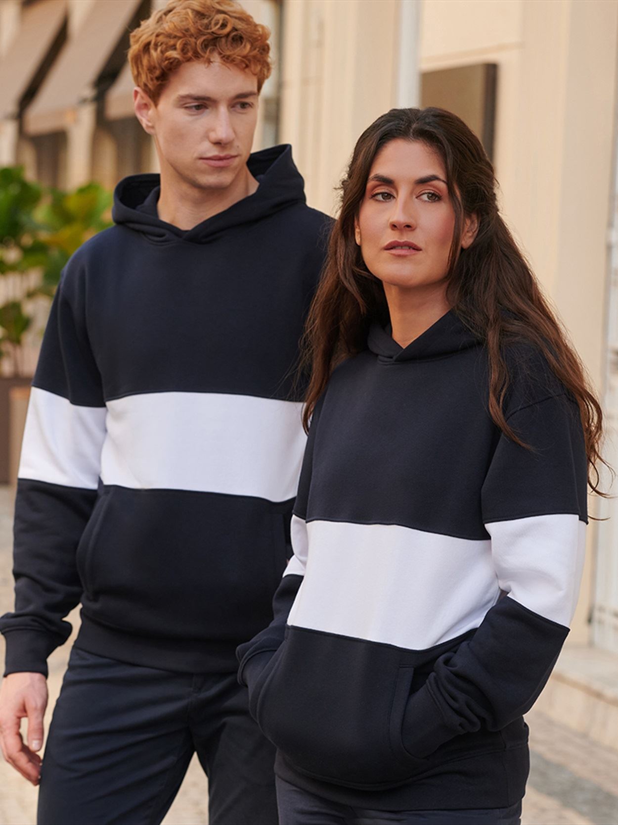 FR803 Heavyweight Panelled Hoodie Image 4