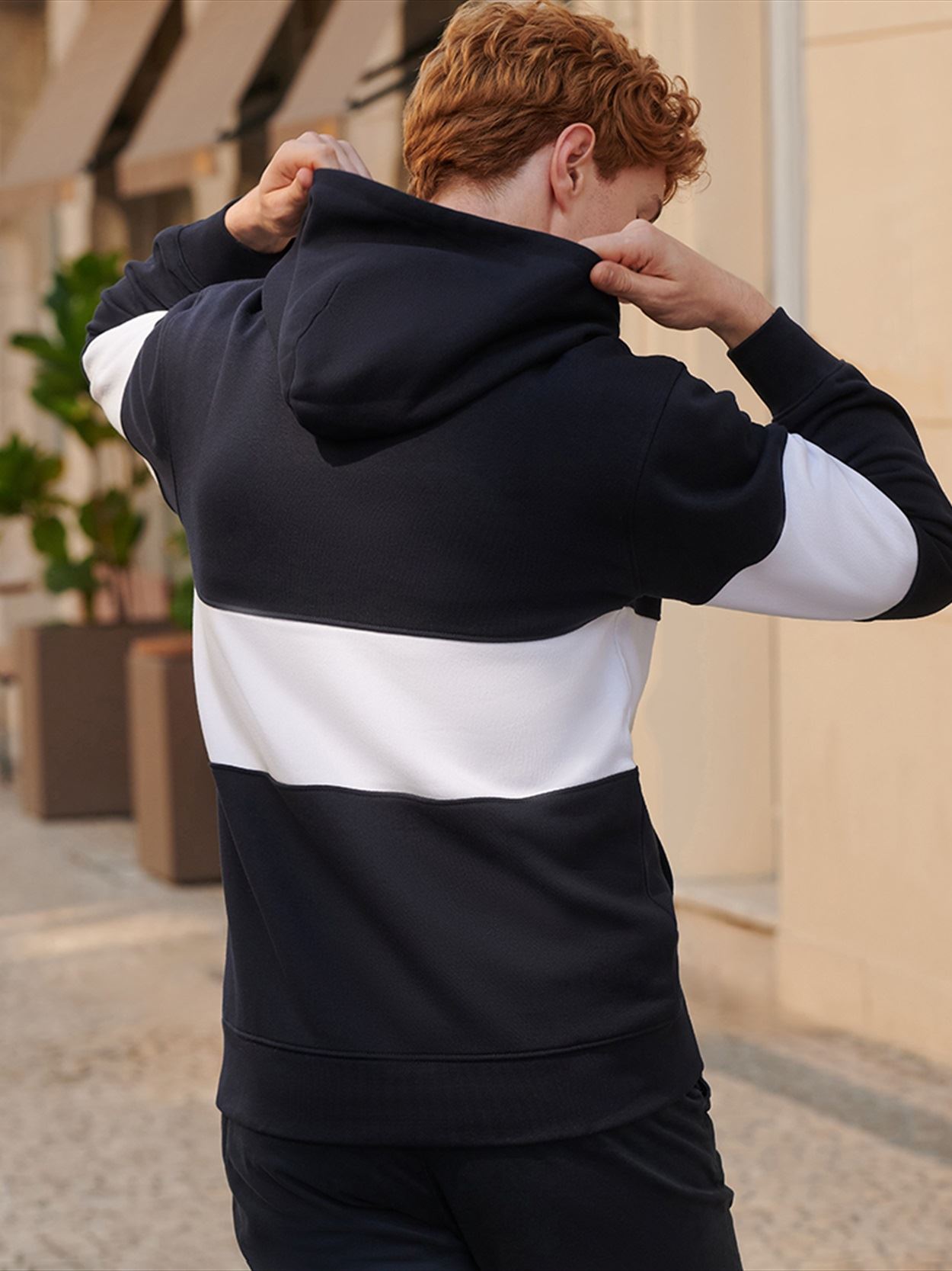 FR803 Heavyweight Panelled Hoodie Image 6
