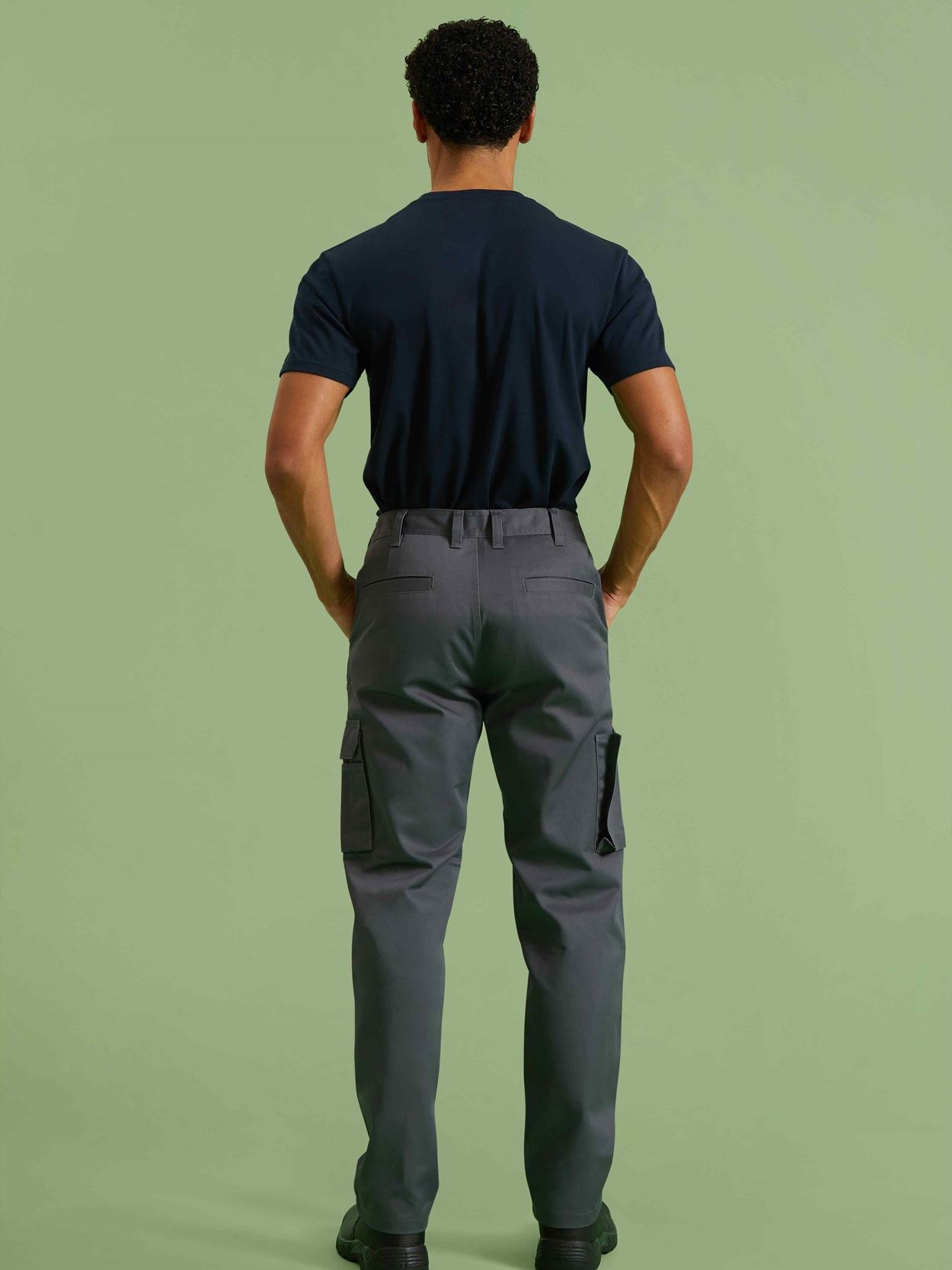 GR91R Eco Workwear Cargo Trouser Regular Image 2