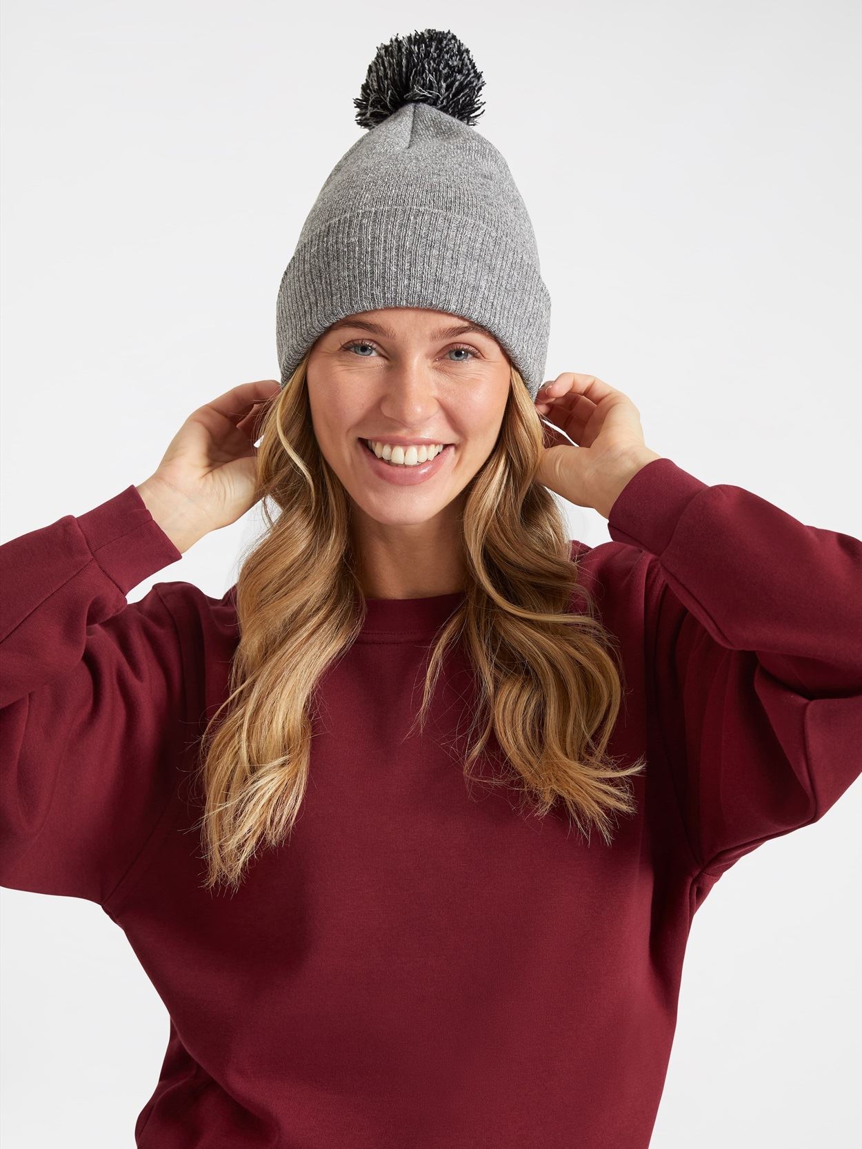 UC413 Pom Pom Beanie Image 2