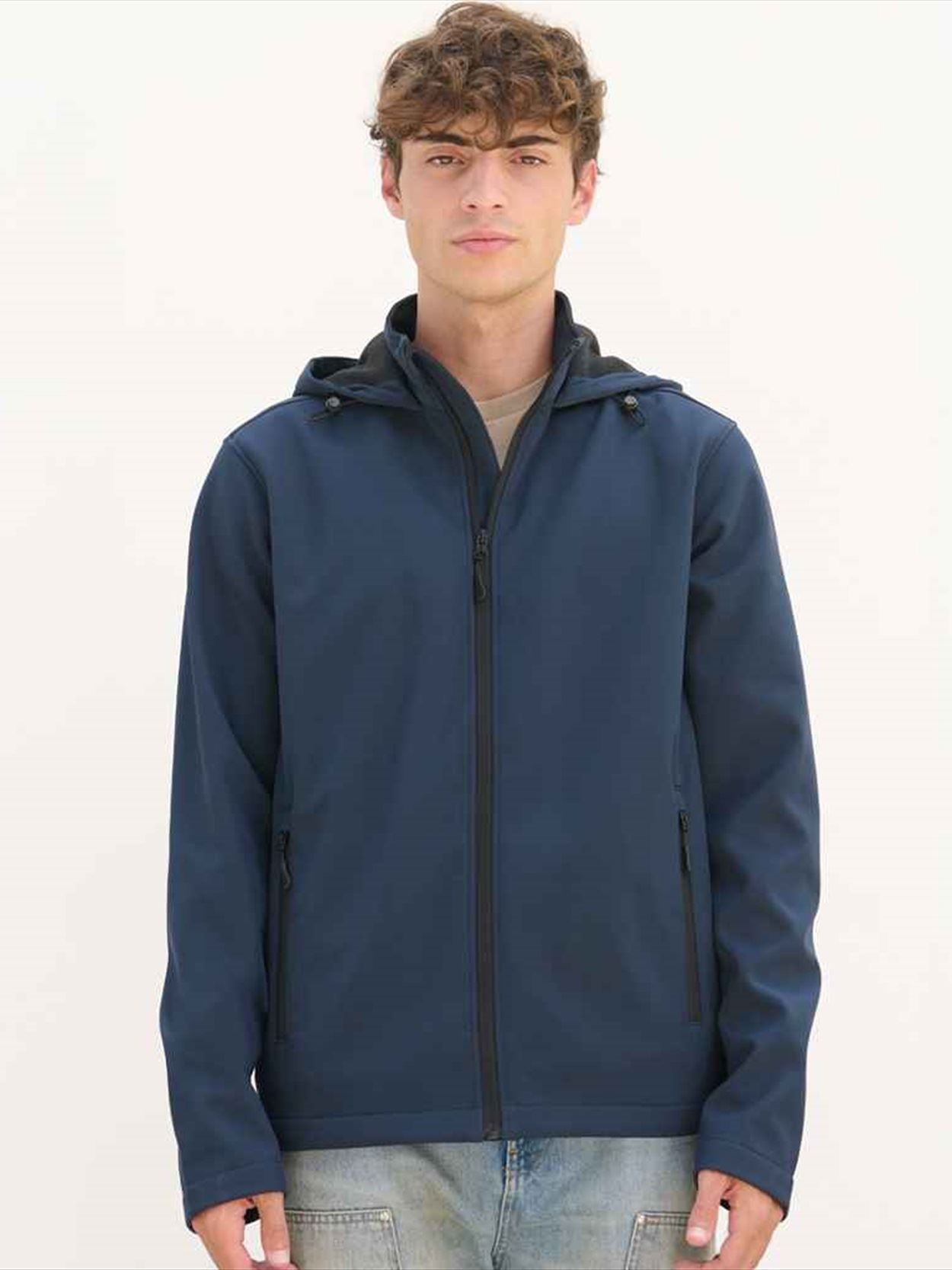 04447 Race Hooded SOL'S Race Hooded Soft Shell Jacket Image 1
