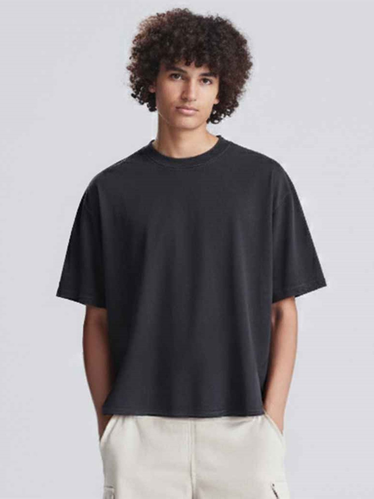 AT004 AWDis Heavyweight Boxy Cropped 240 T-Shirt Image 1