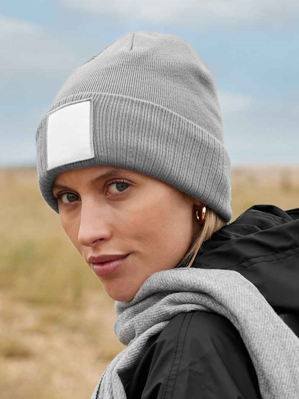 BB337R B337R Beechfield Appliqué Patch Beanie Image 1