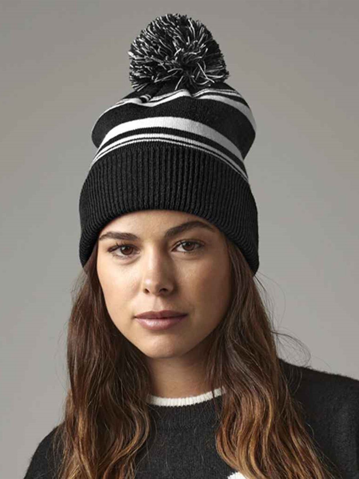 BB473R B473R Beechfield Striped Fan Beanie Image 1
