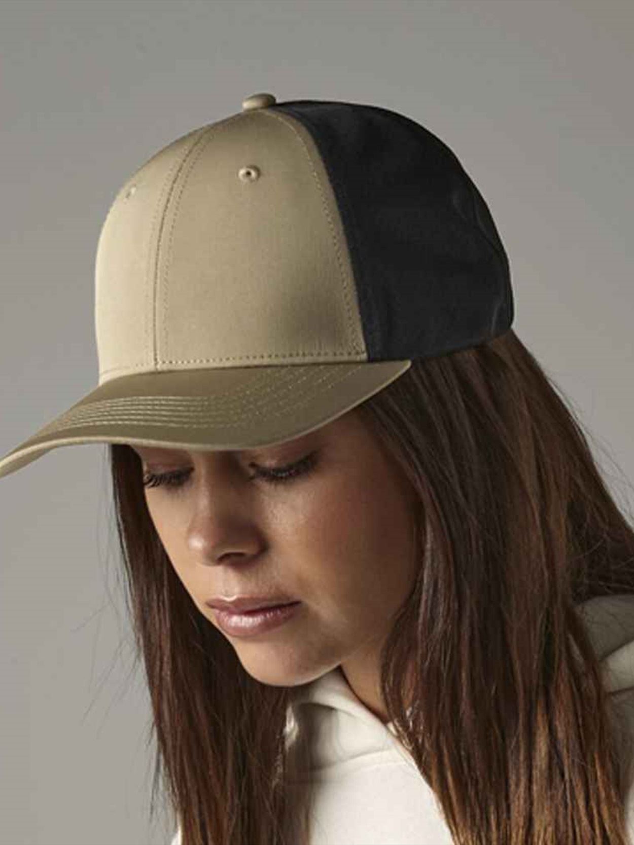 BB644R B644R Beechfield Technical Mesh Trucker Cap Image 2