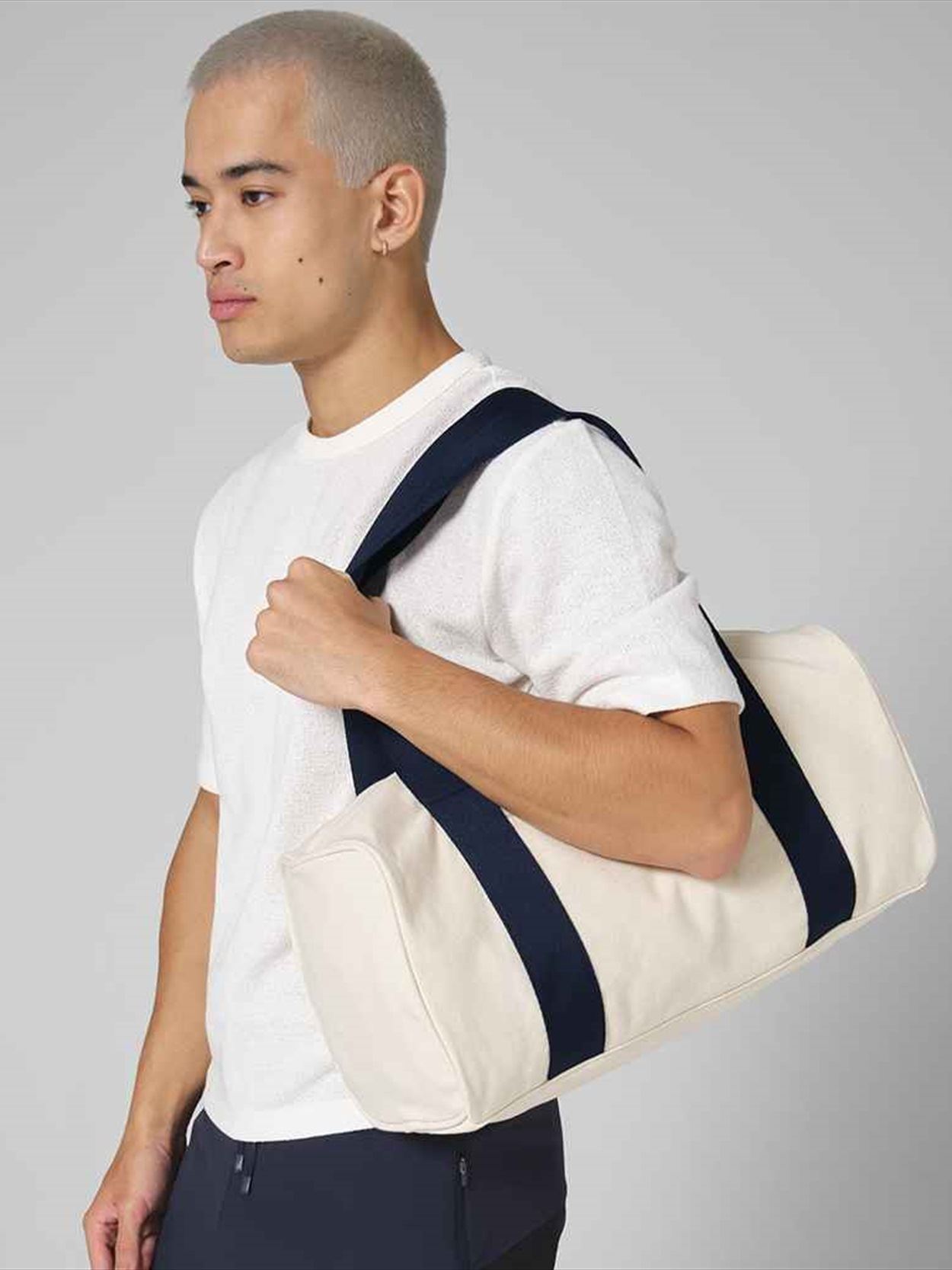 BG676 BagBase Edit Canvas Duffle Image 1