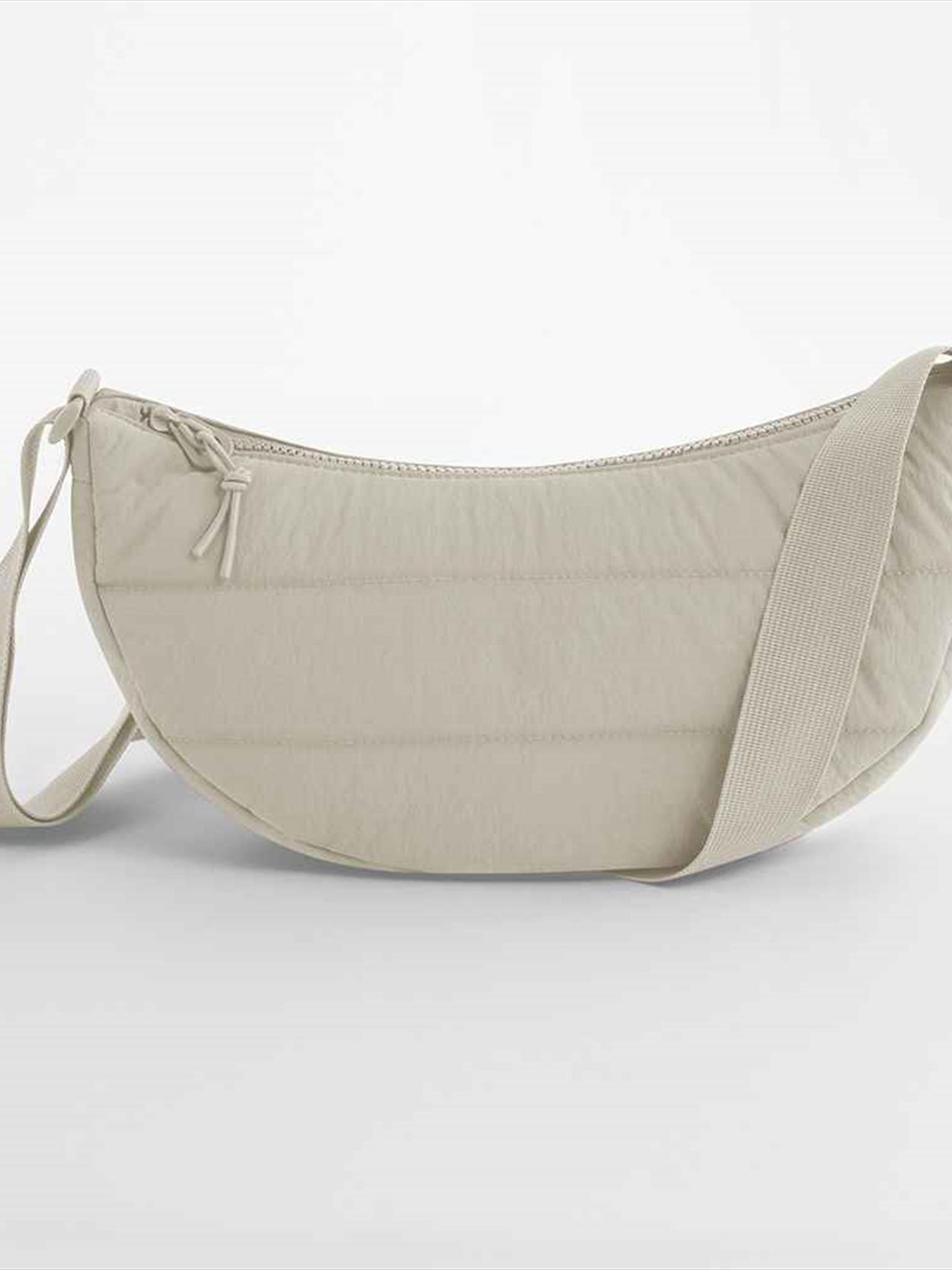 BG703 BagBase Quilted Cross Body Bag Image 2