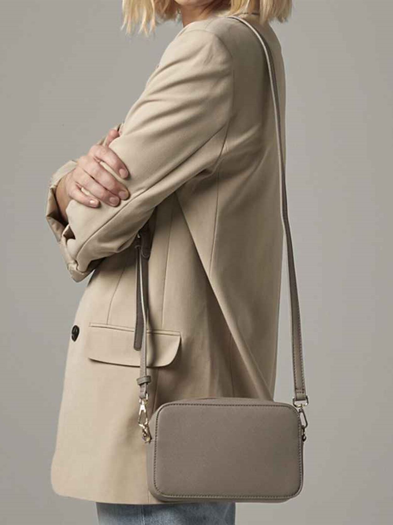 BG758 BagBase Boutique Cross Body Bag Image 1