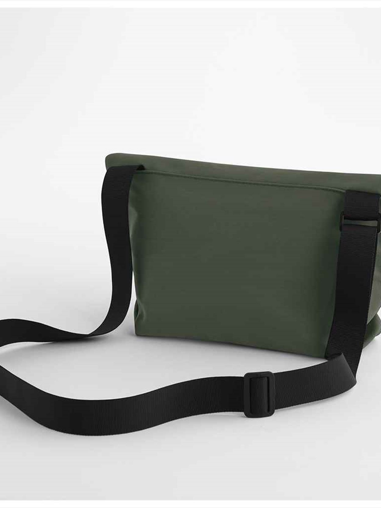 BG823 BagBase Minimal Lifestyle Mini Messenger Bag Image 2