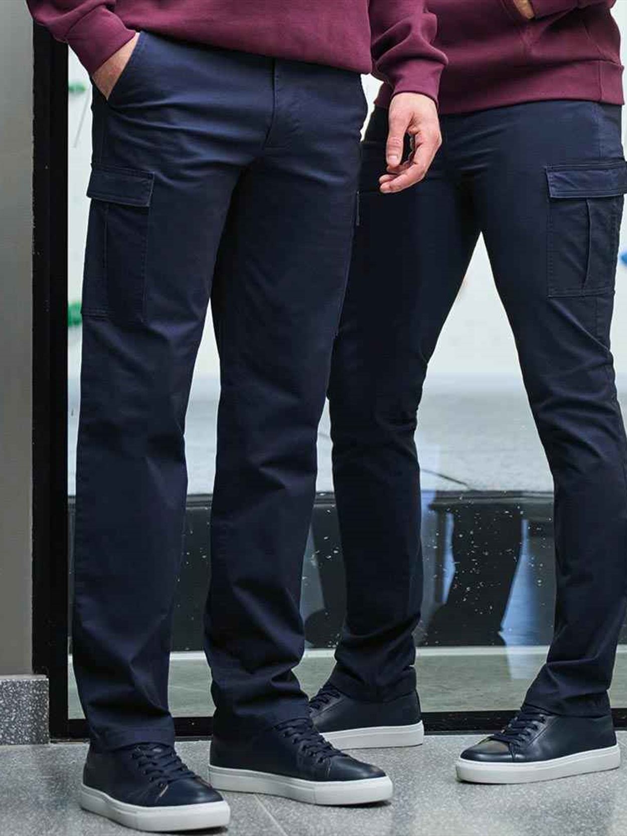 BK513 8027 Brook Taverner Durham Chino Cargo Trousers Image 2