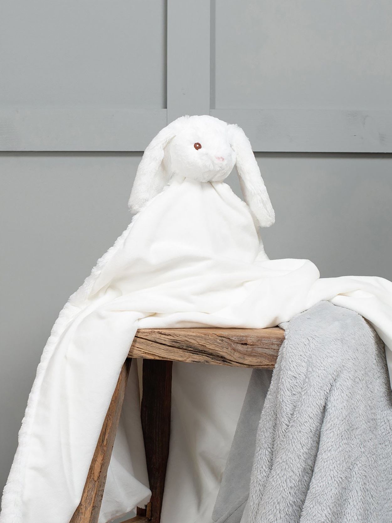 MM751 Mumbles Animal Blanket Image 1