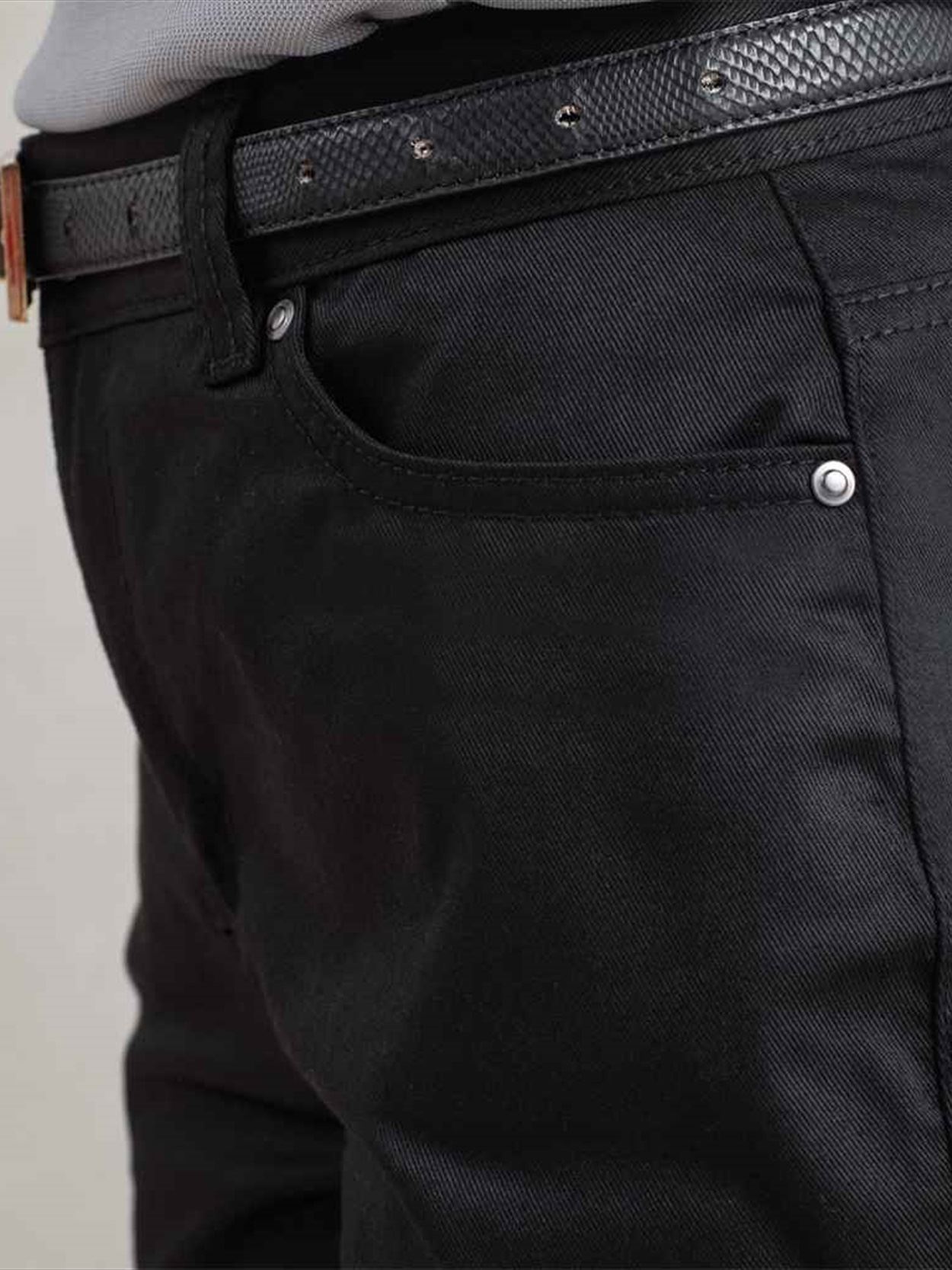 PR572 Premier Ladies Performance Chino Shorts Image 1