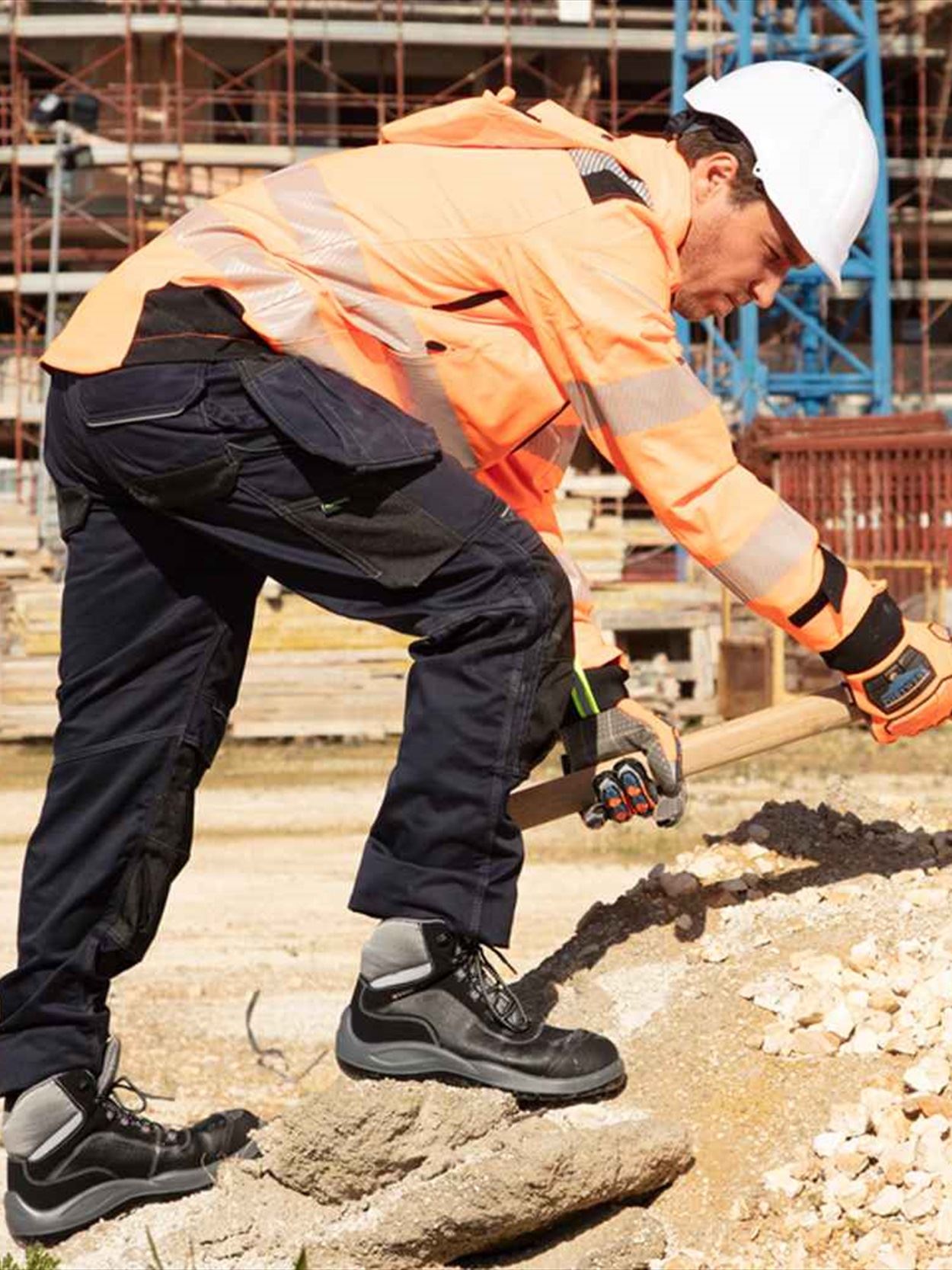 PW1002 T602 Portwest PW3 Work Holster Trousers Image 1