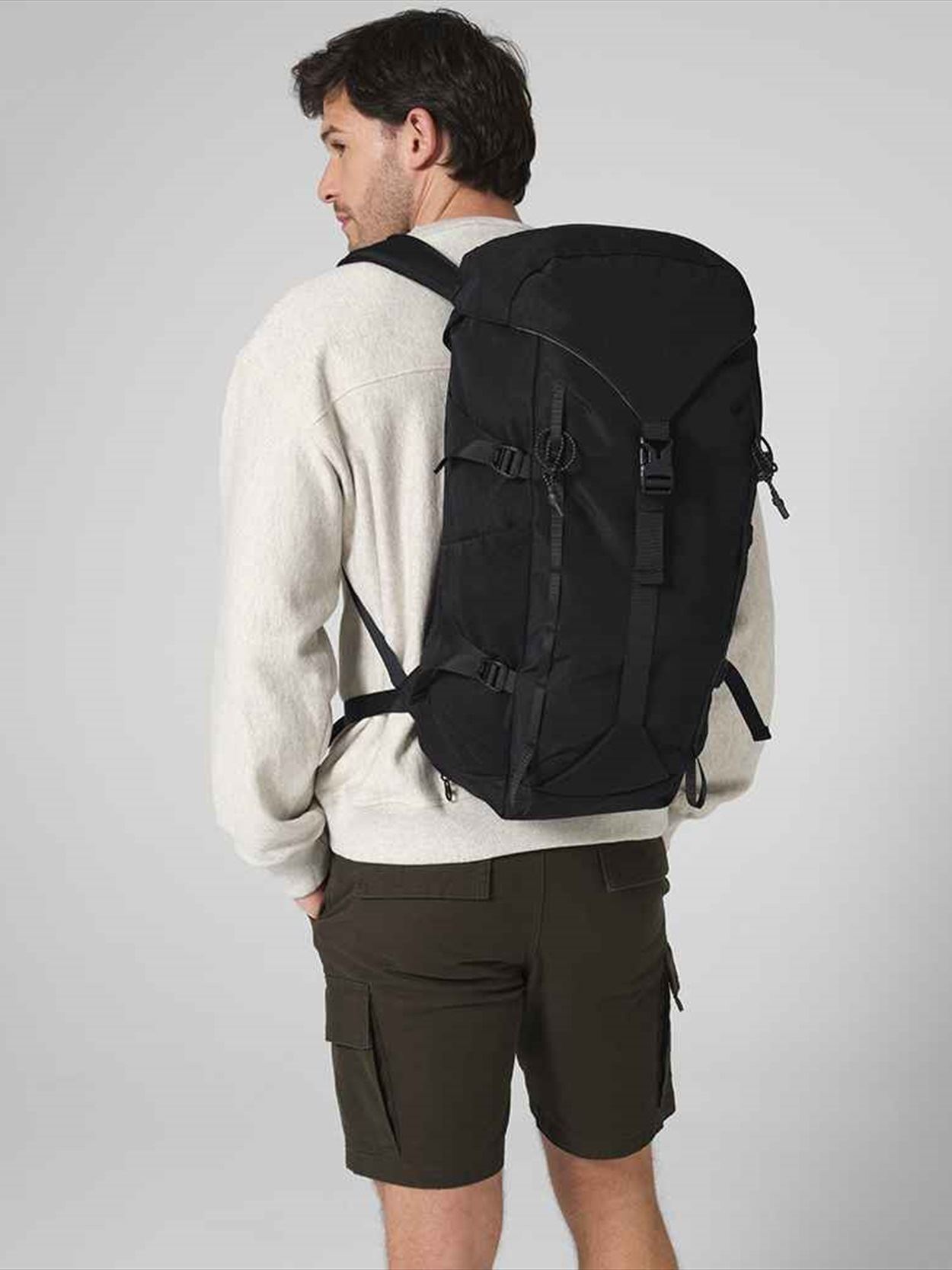 QD513 Quadra Active Outdoor 30 Litre Daypack Image 1