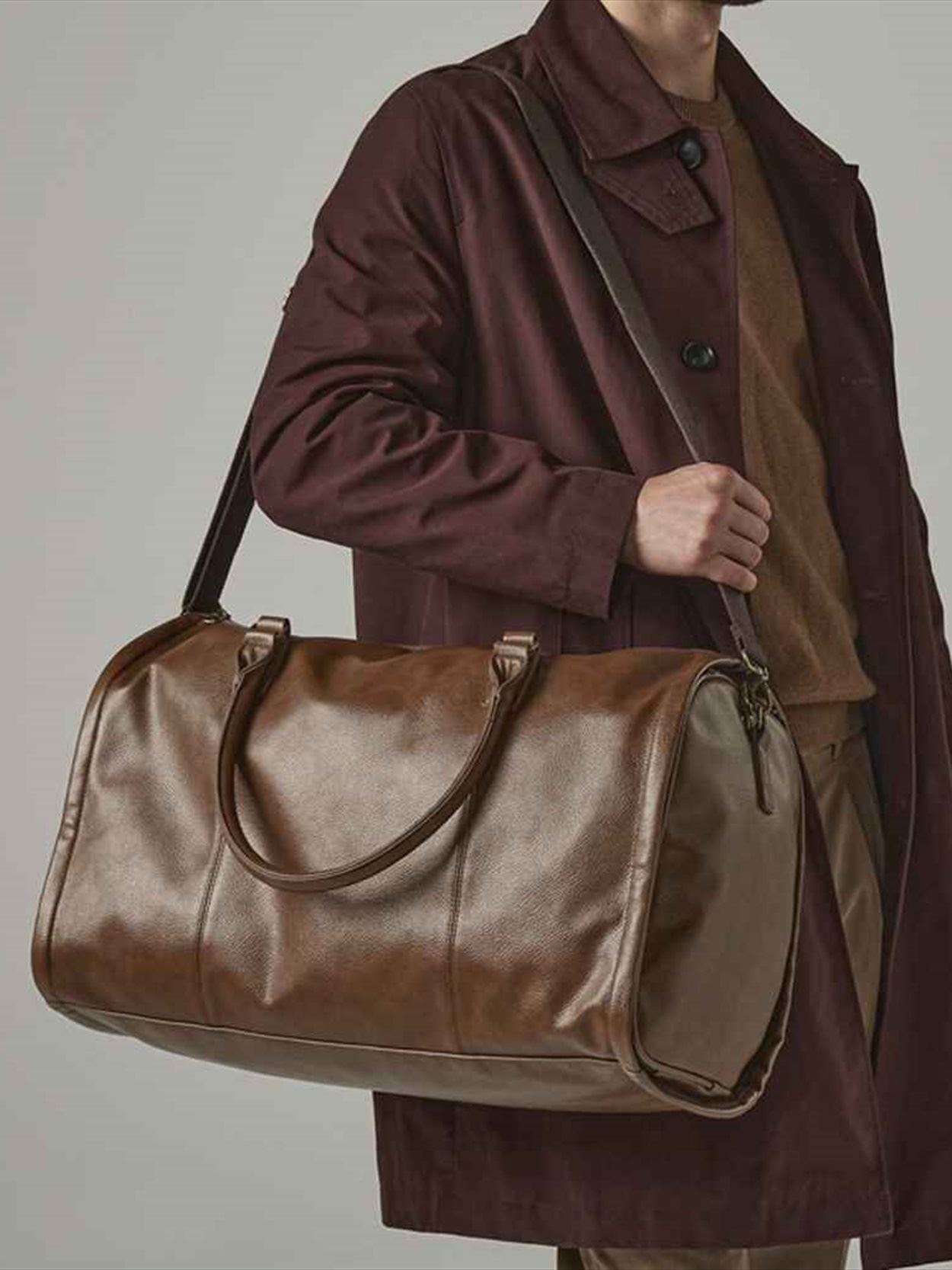 QD880 Quadra NuHide® Garment Weekender Image 1