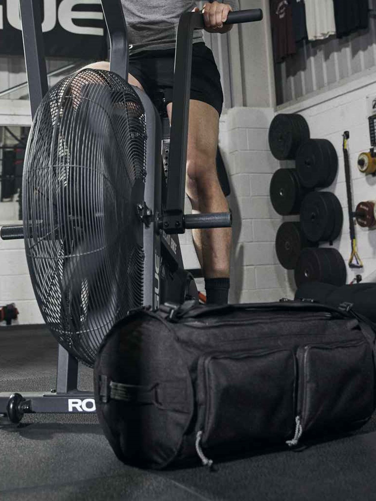 QS320 Quadra Adapt Hybrid Kit Bag Image 1