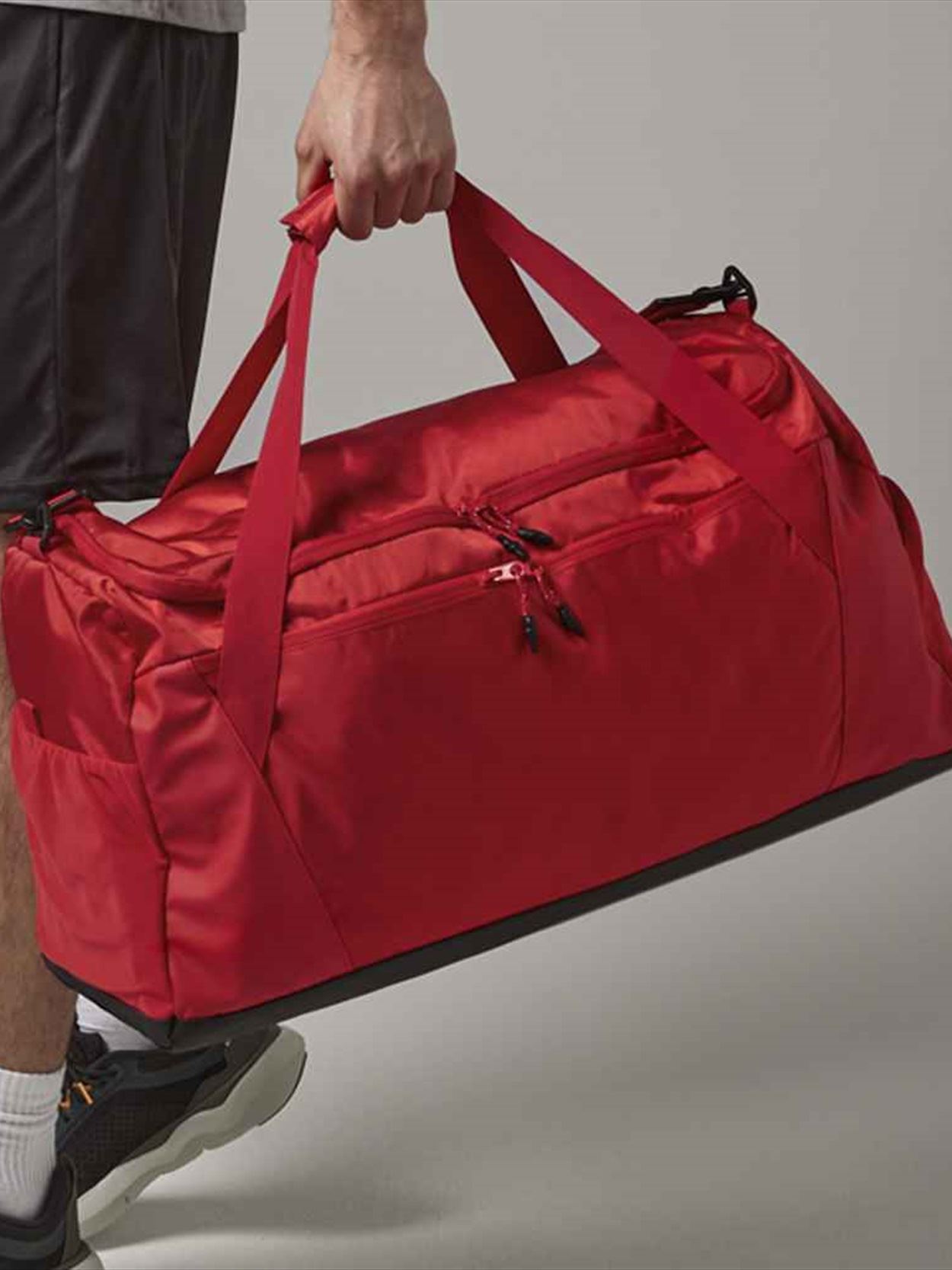 QS477 Quadra Multi-Sport Locker Holdall Image 2