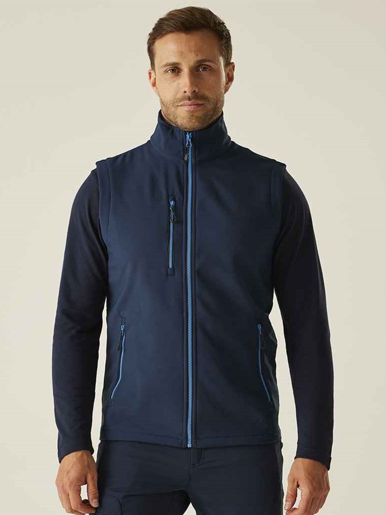 RG455 TRA915 Regatta Navigate Two Layer Soft Shell Bodywarmer Image 2