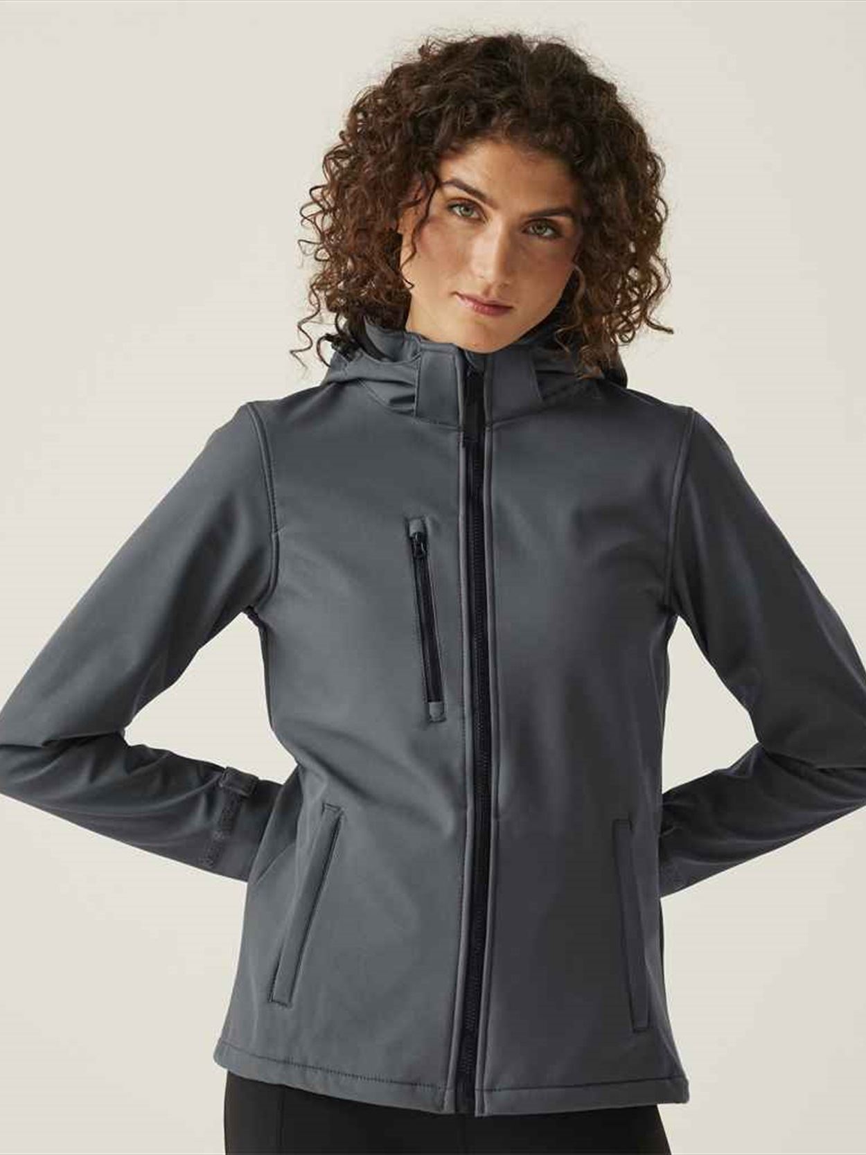 RG636 TRA702 Regatta Ladies Venturer Three Layer Hooded Soft Shell Jacket Image 2