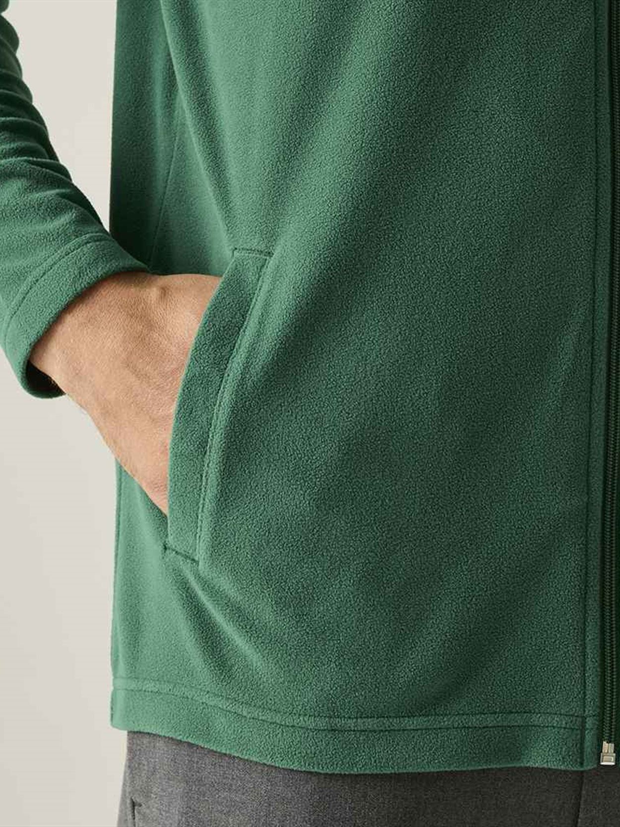 RG737 TRF824 Regatta Pro Ultra Light Micro Fleece Jacket Image 1