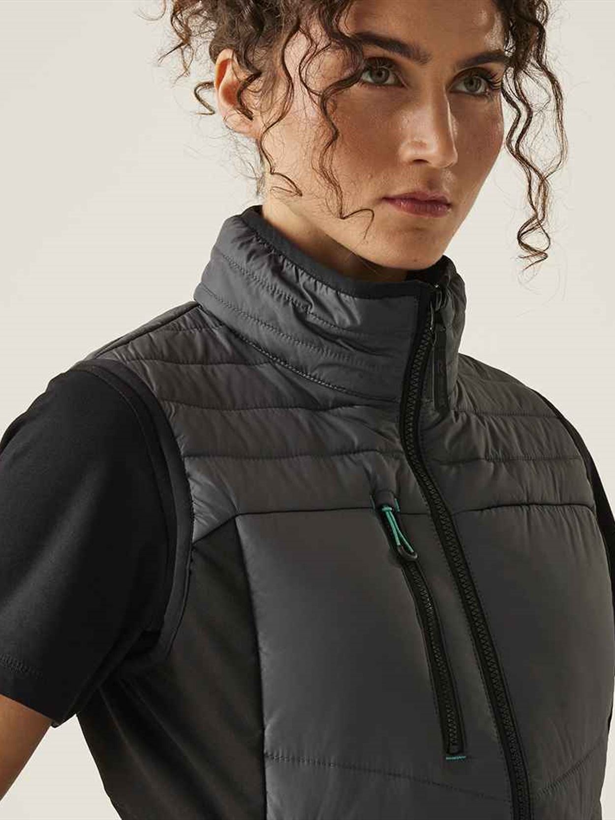 RG813 TRA924 Regatta Ladies Ada Hybrid Bodywarmer Image 1