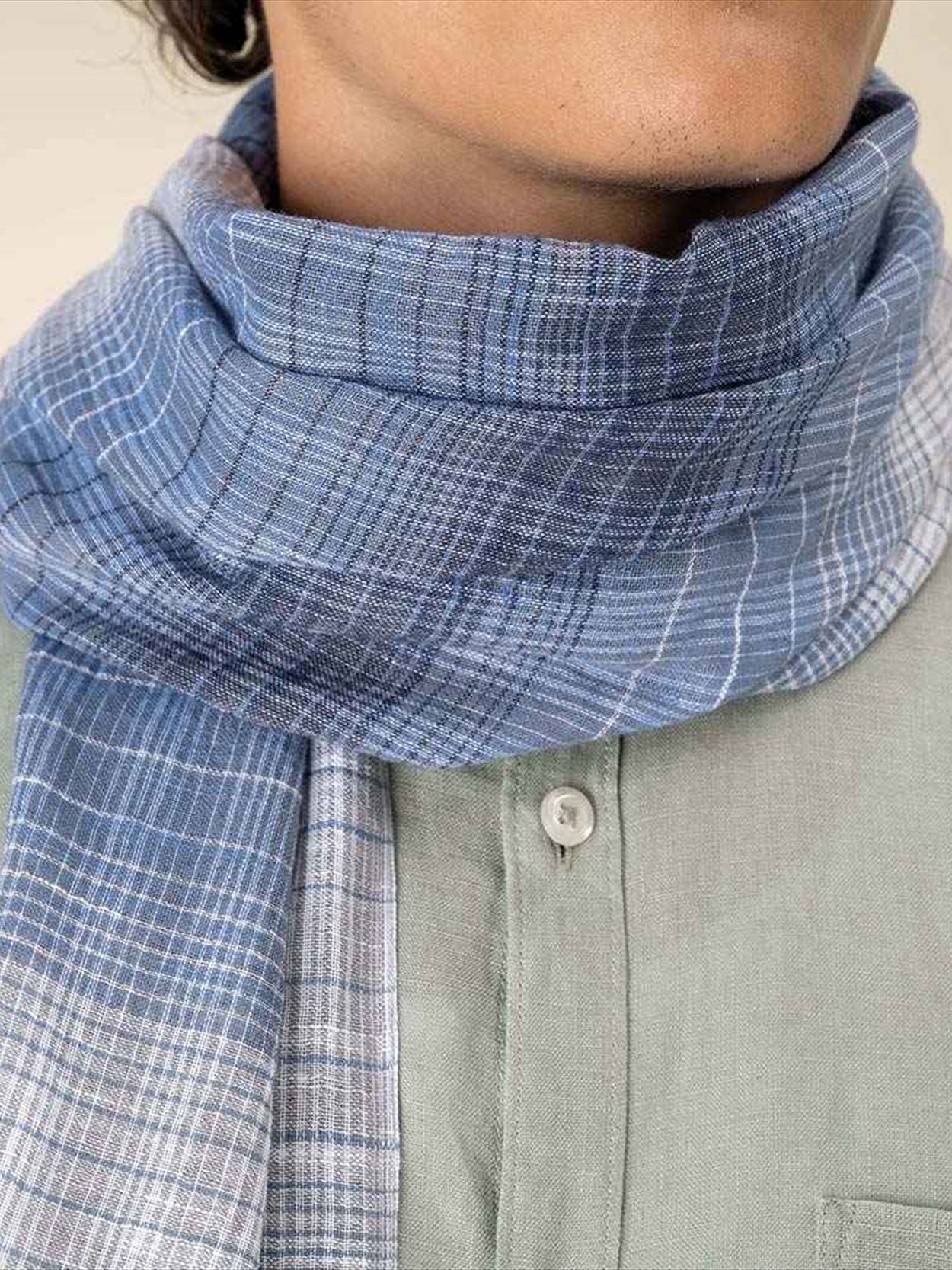 SP150 Spasso Blue Classic Check Scarf Image 1