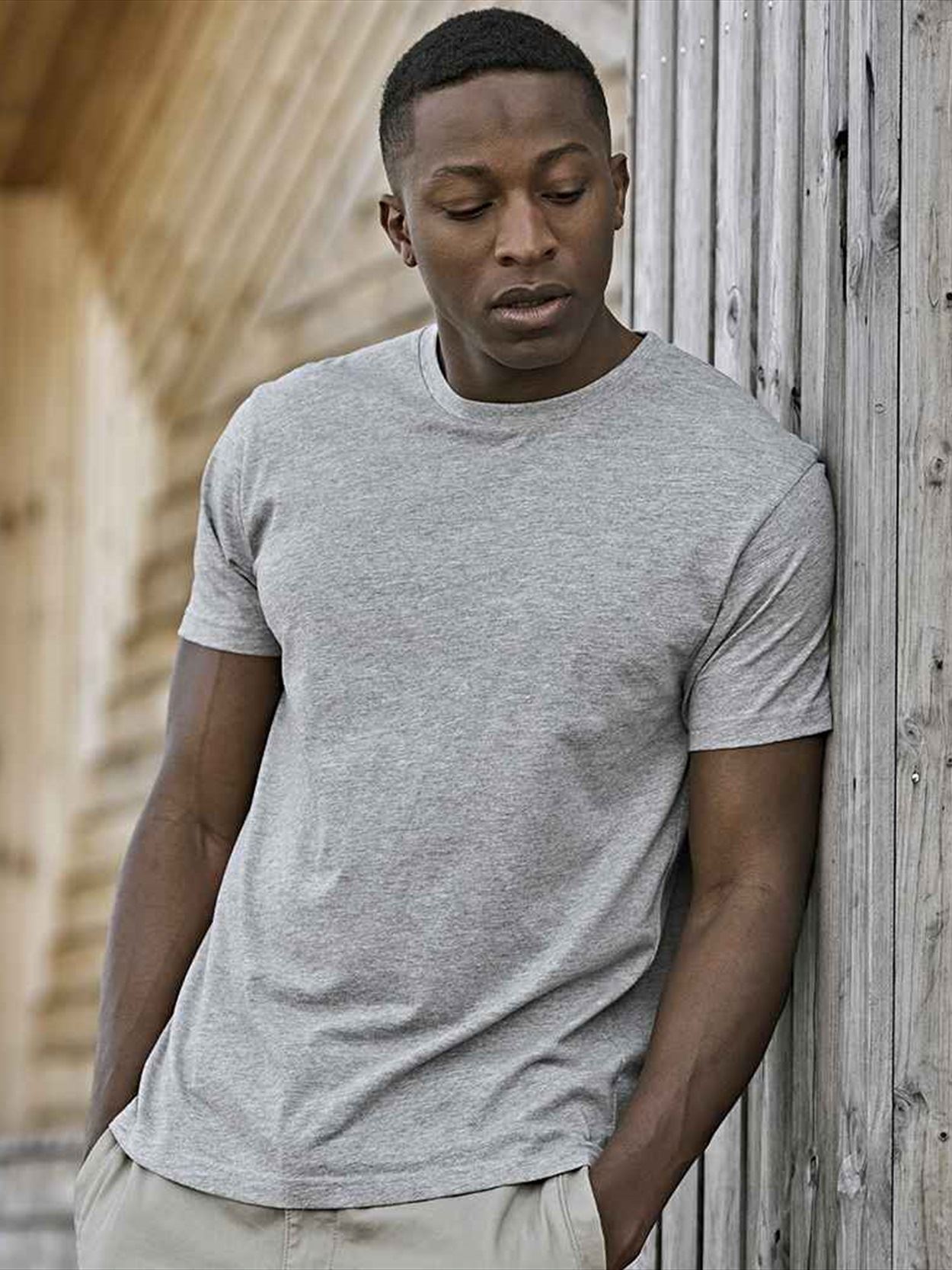 T1140 1140 Tee Jays Unlabeled T-Shirt Image 2