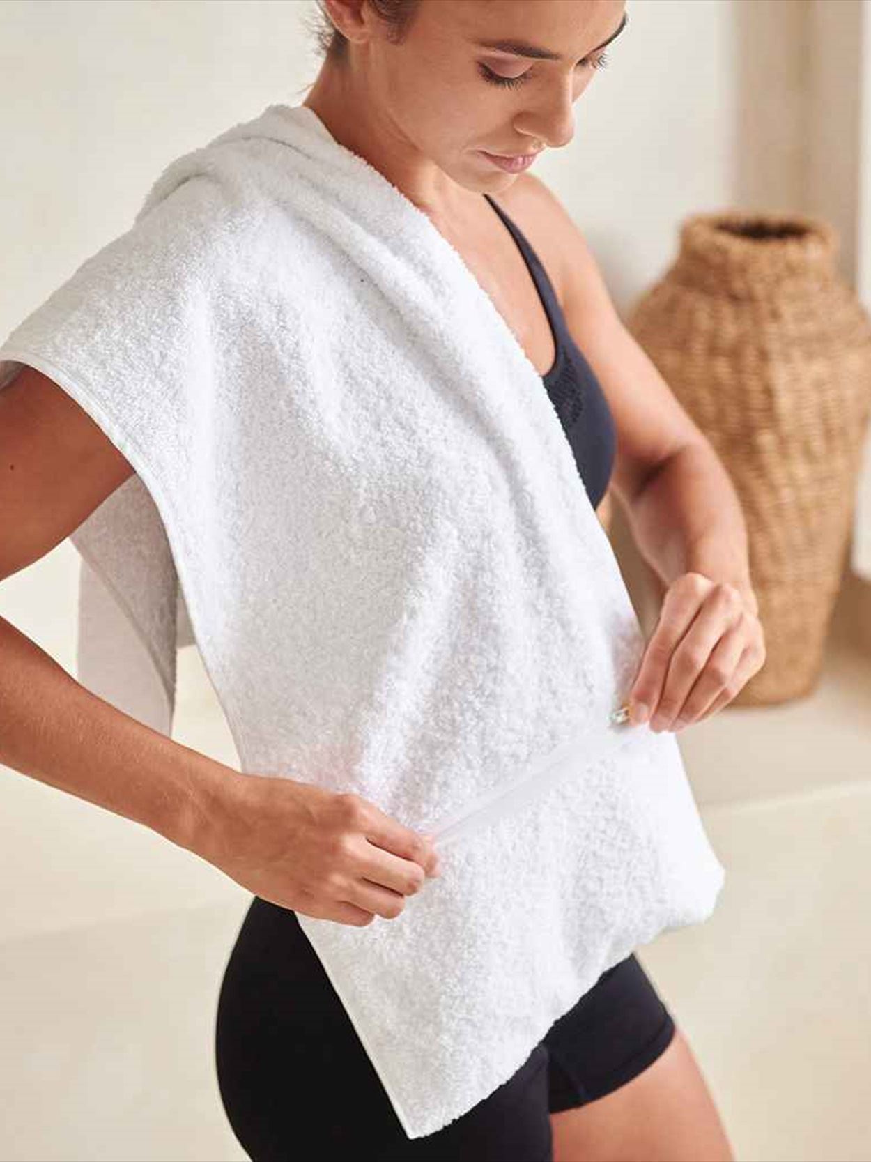 TC007 Towel City Luxury Pocket Gym Towel Image 1