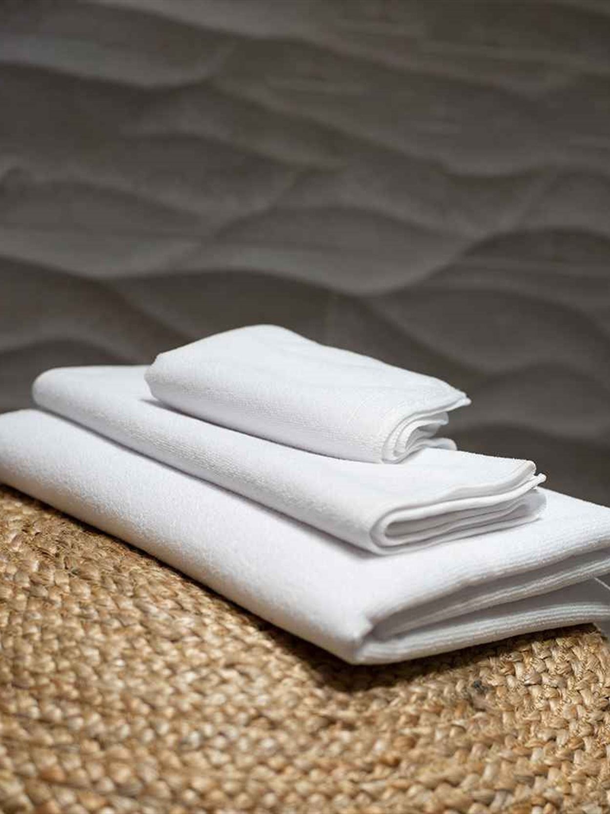 TC016 Towel City Microfibre Guest Towel Image 1
